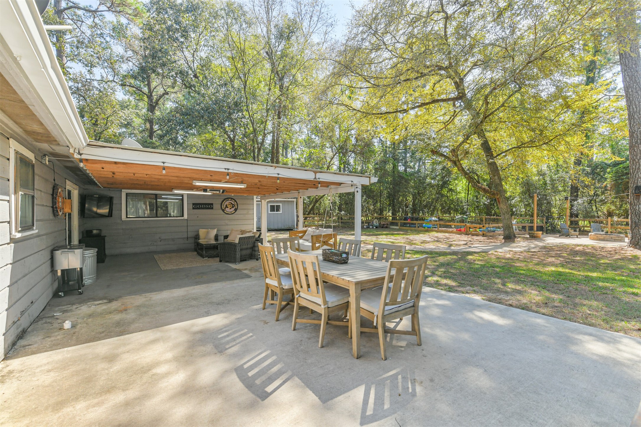15256 Conroe Drive, Conroe, TX 77384