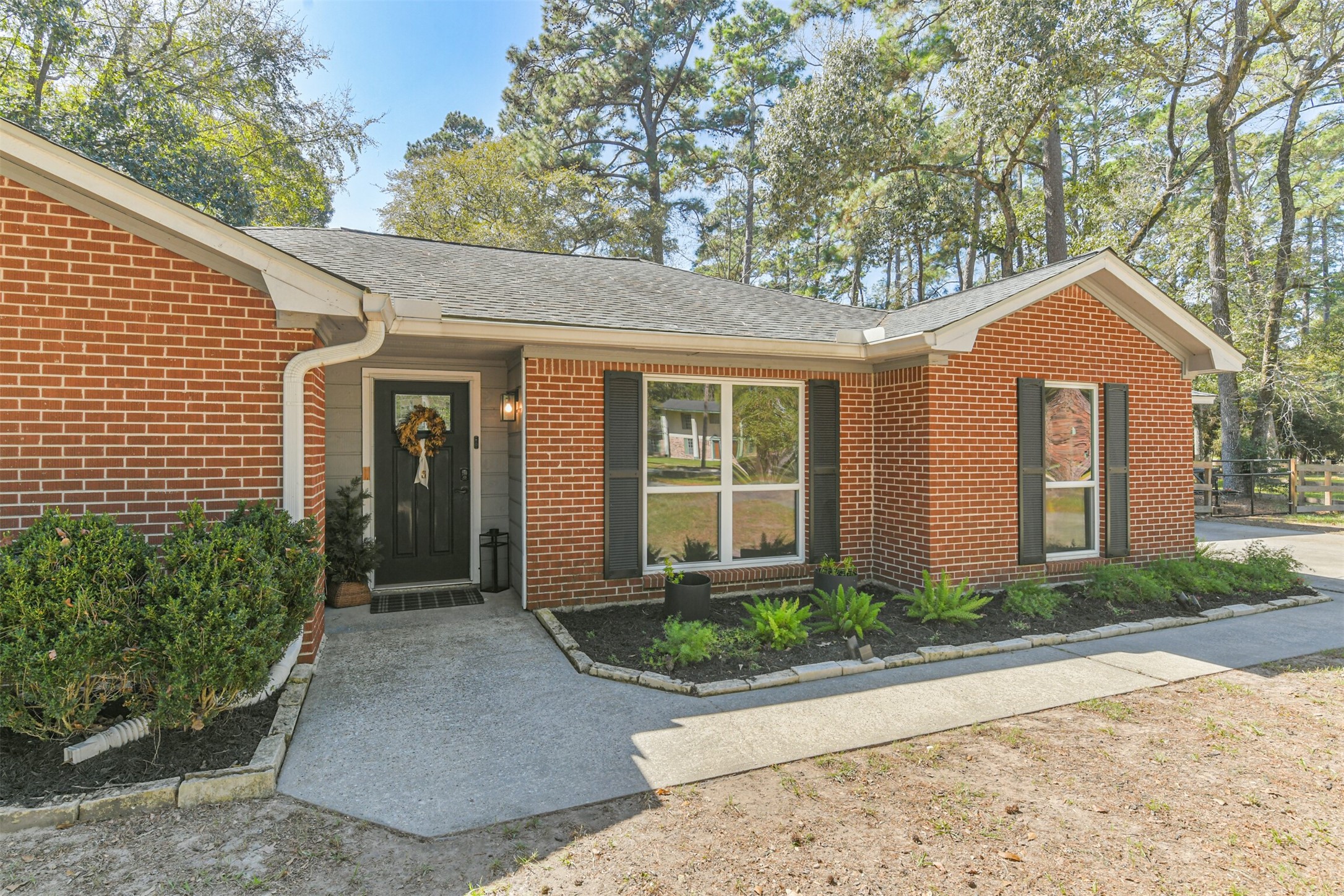 15256 Conroe Drive, Conroe, TX 77384