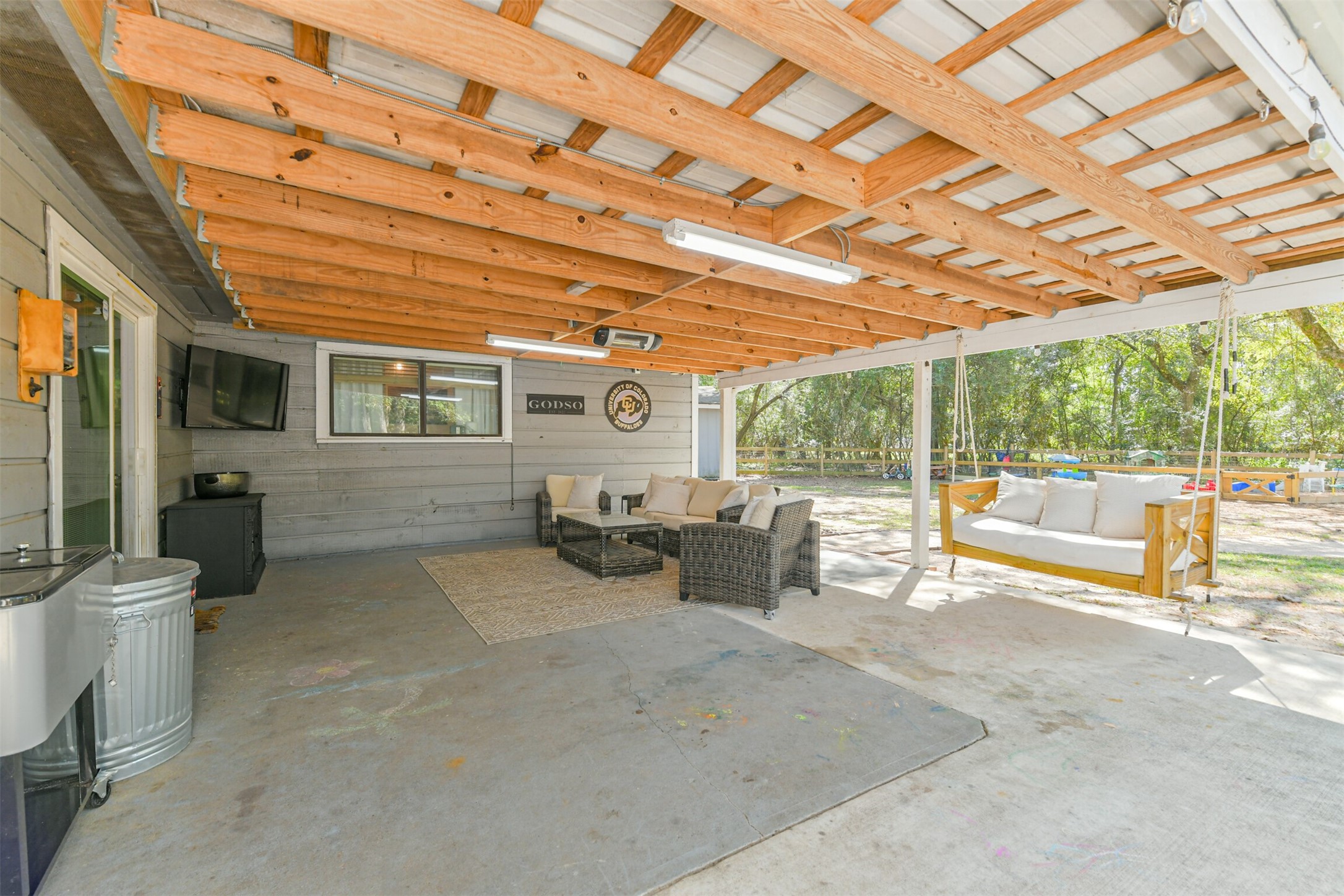 15256 Conroe Drive, Conroe, TX 77384