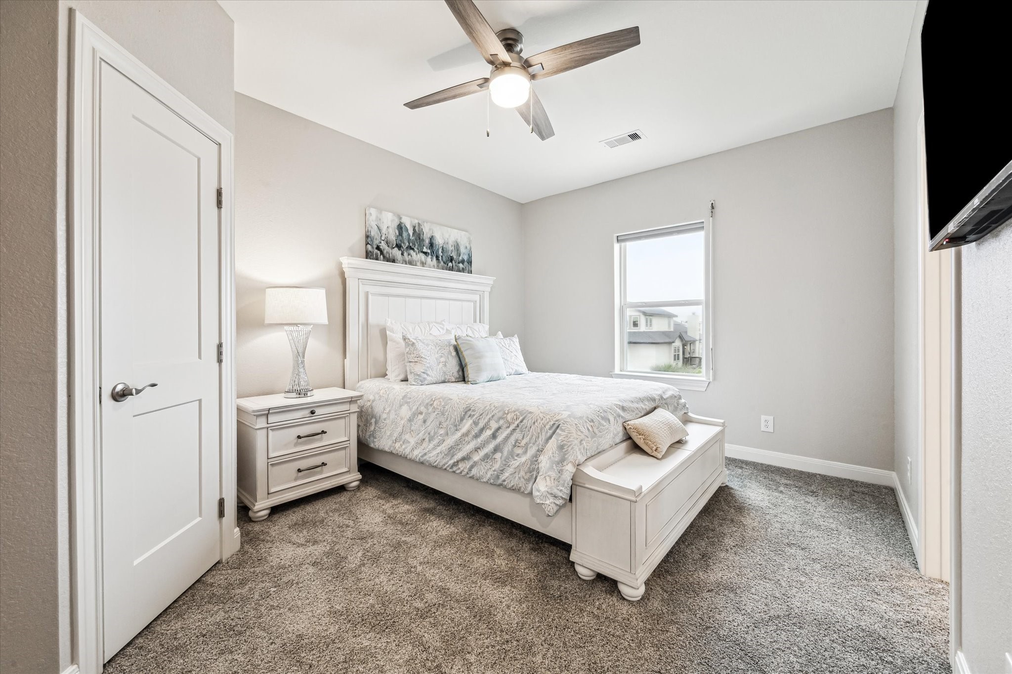 430 Amanda Circle, Tiki Island, TX 77554