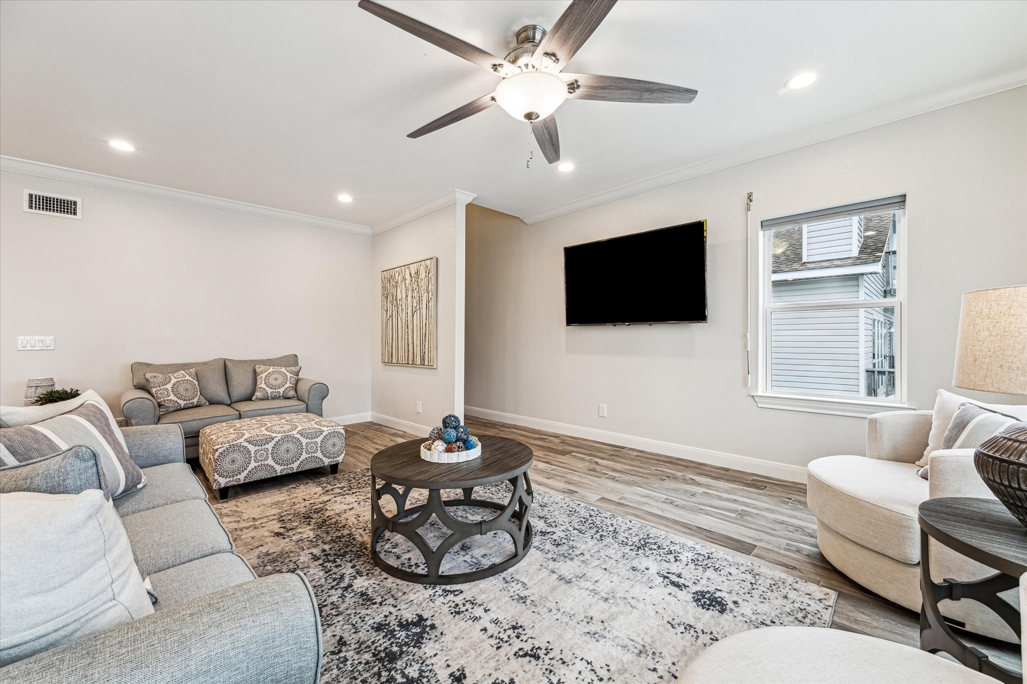 430 Amanda Circle, Tiki Island, TX 77554