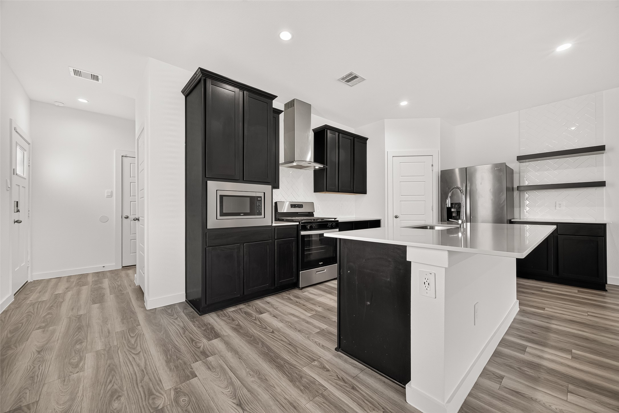 Spacious Kitchen Spacious Kitchen