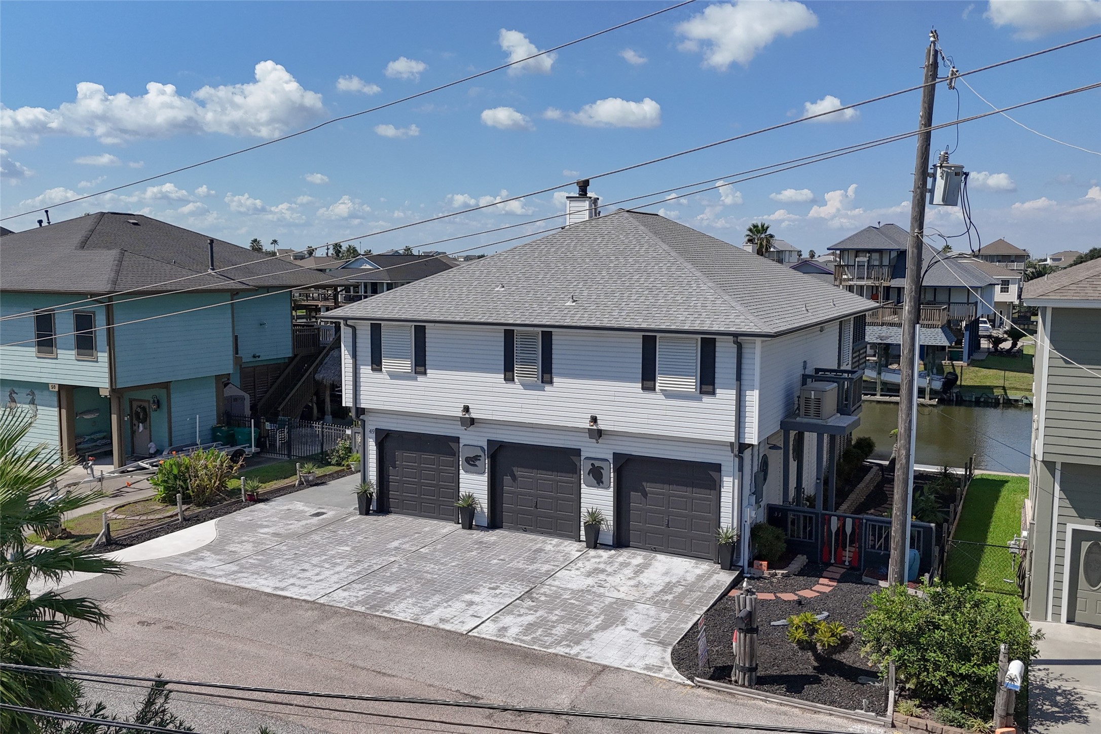 49 N Omega Street, La Marque, TX 77568 49 N Omega Street, La Marque, TX 77568