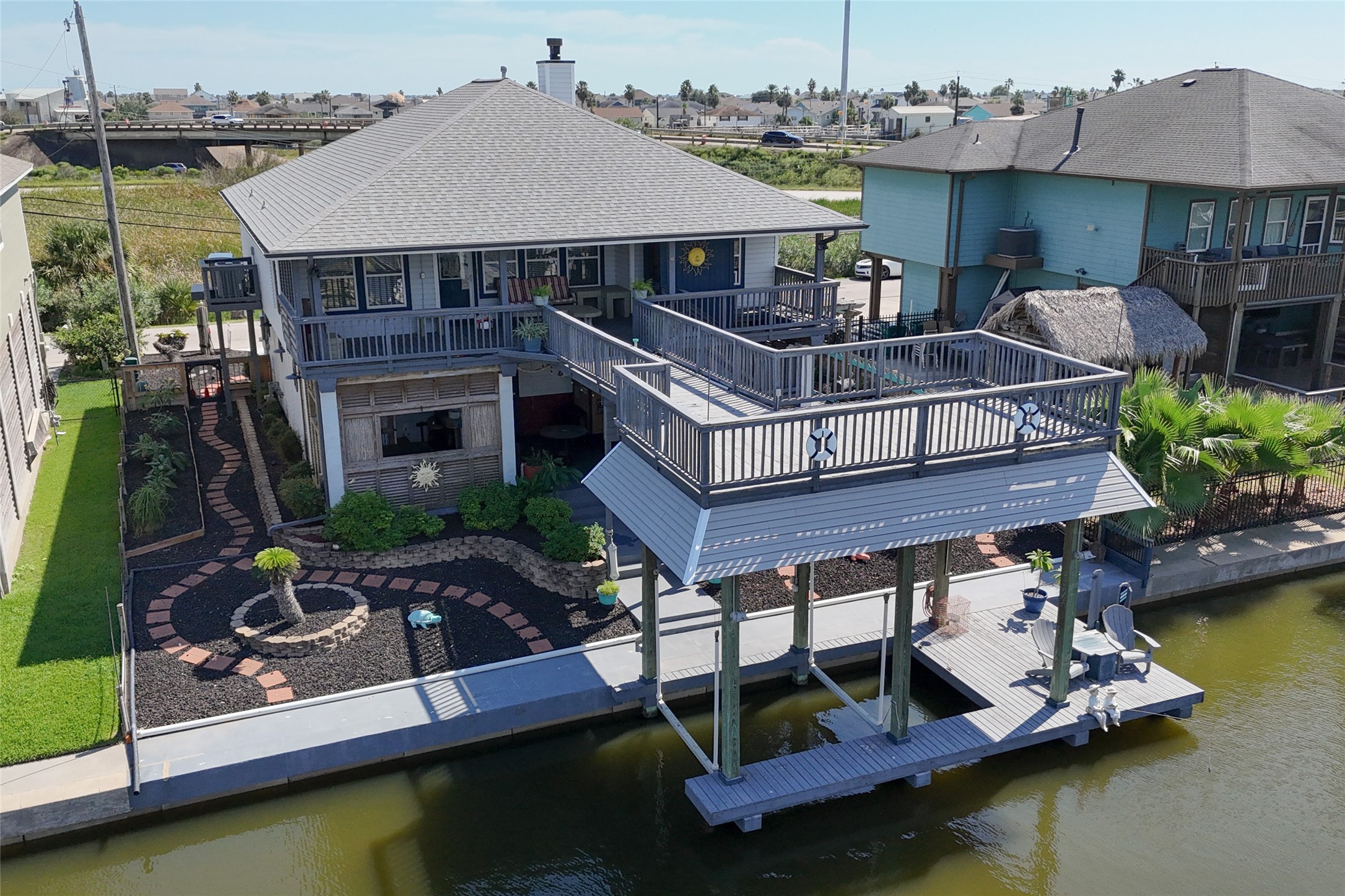 49 N Omega Street, La Marque, TX 77568