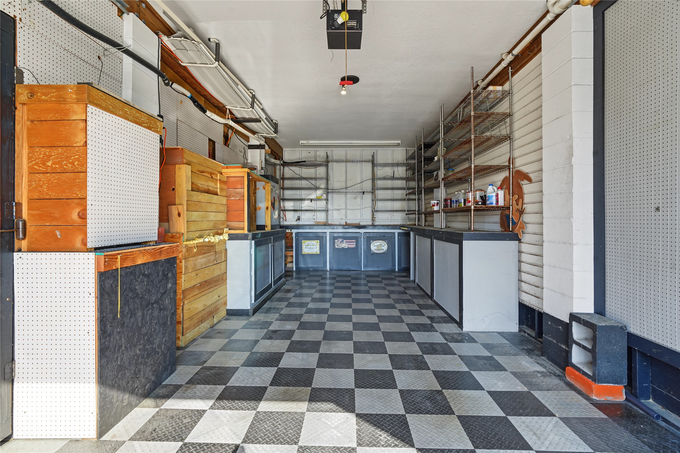 49 N Omega Street, La Marque, TX 77568