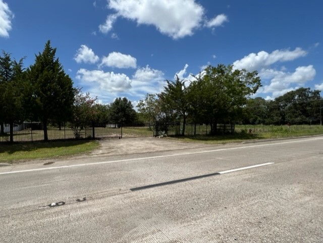 13720 Fm 1764 Road, Santa Fe, TX 77517