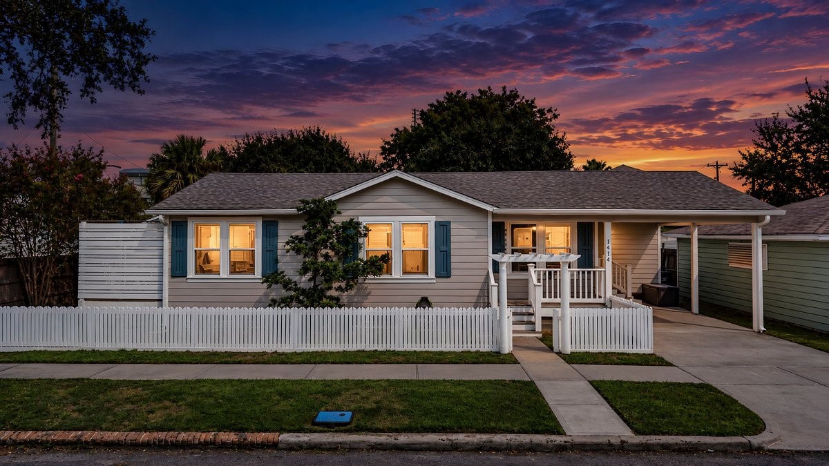 1414 29th Street, Galveston, TX 77550