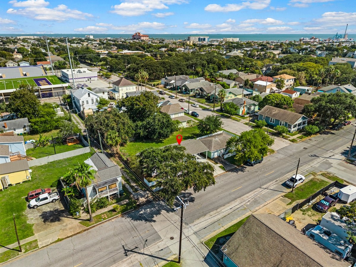 1414 29th Street, Galveston, TX 77550