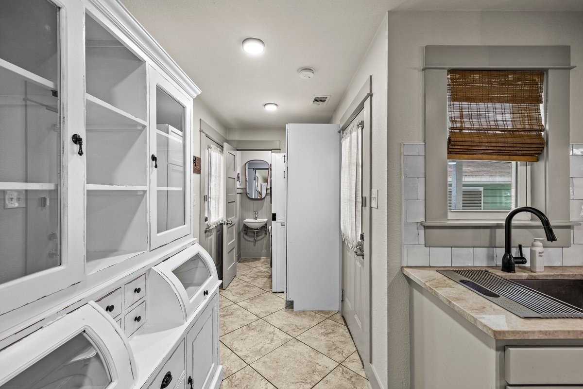 1414 29th Street, Galveston, TX 77550