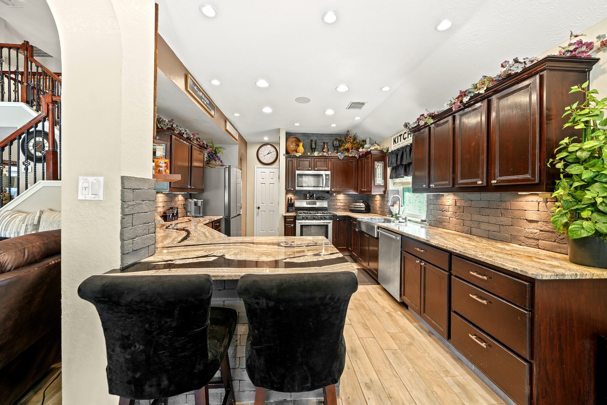 Bright, beautifully appointed kitchen.