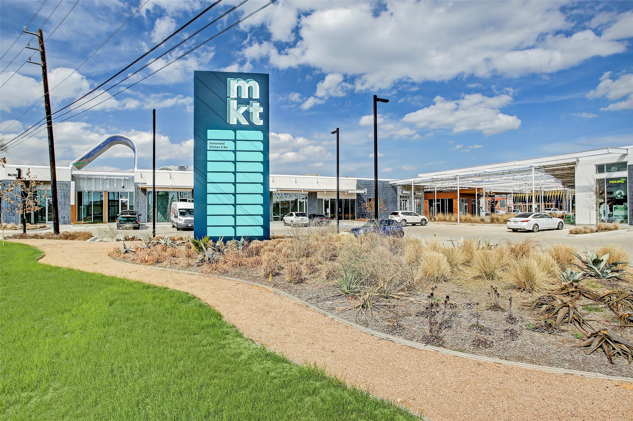 Heights MKT, a nearby open-air market destination featuring local restaurants, retail, and community gathering space, just minutes from the property.