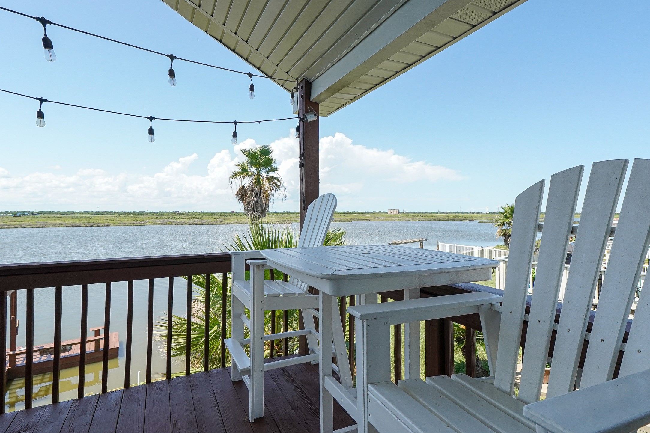 4702 Bayou Lane, Hitchcock, TX 77563
