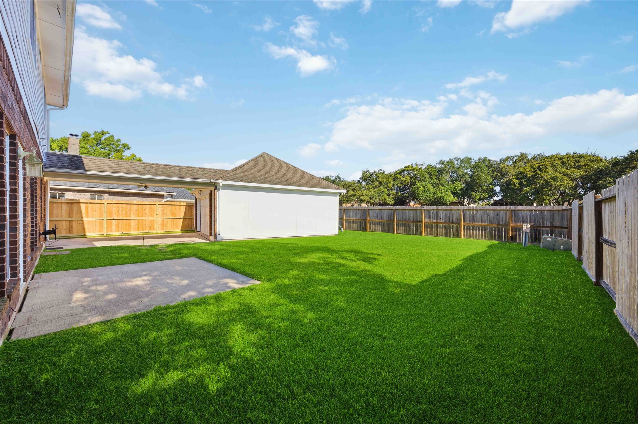4712 Broadmoor Drive, League City, TX 77573