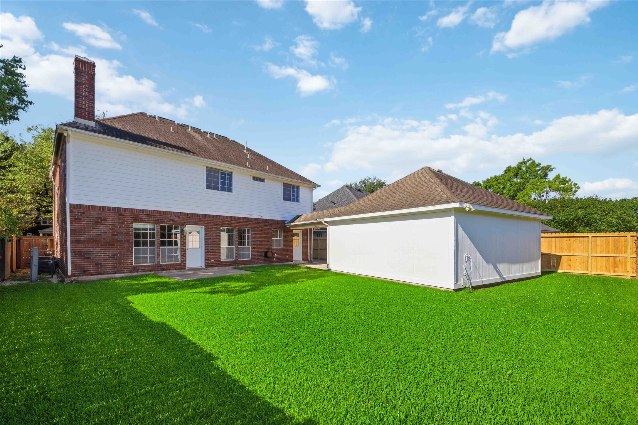 4712 Broadmoor Drive, League City, TX 77573