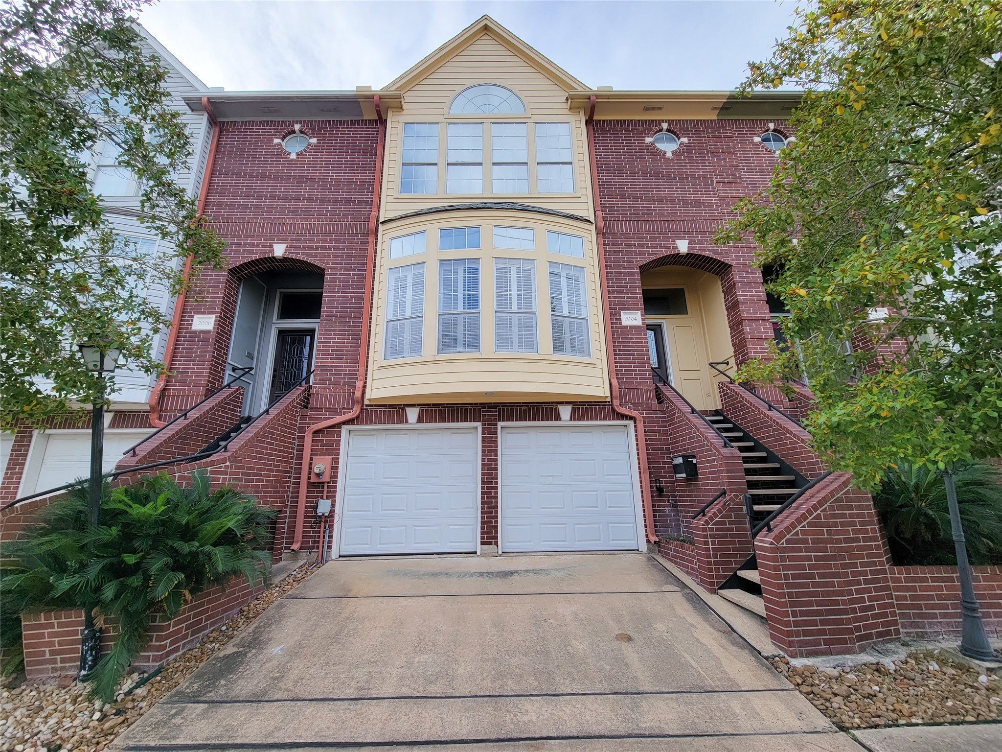 2004 Mcduffie Street, Houston, TX 77019