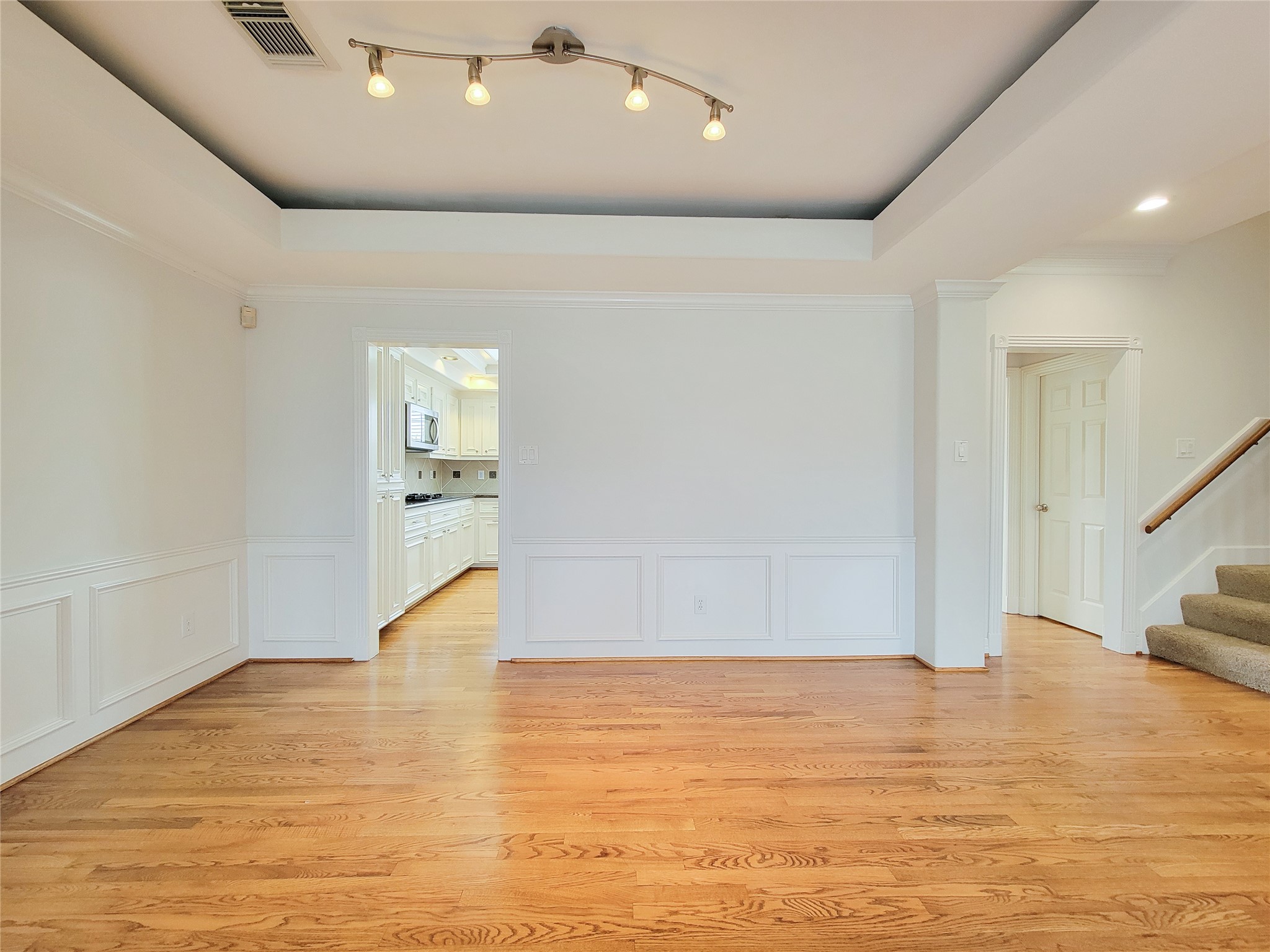 2004 Mcduffie Street, Houston, TX 77019