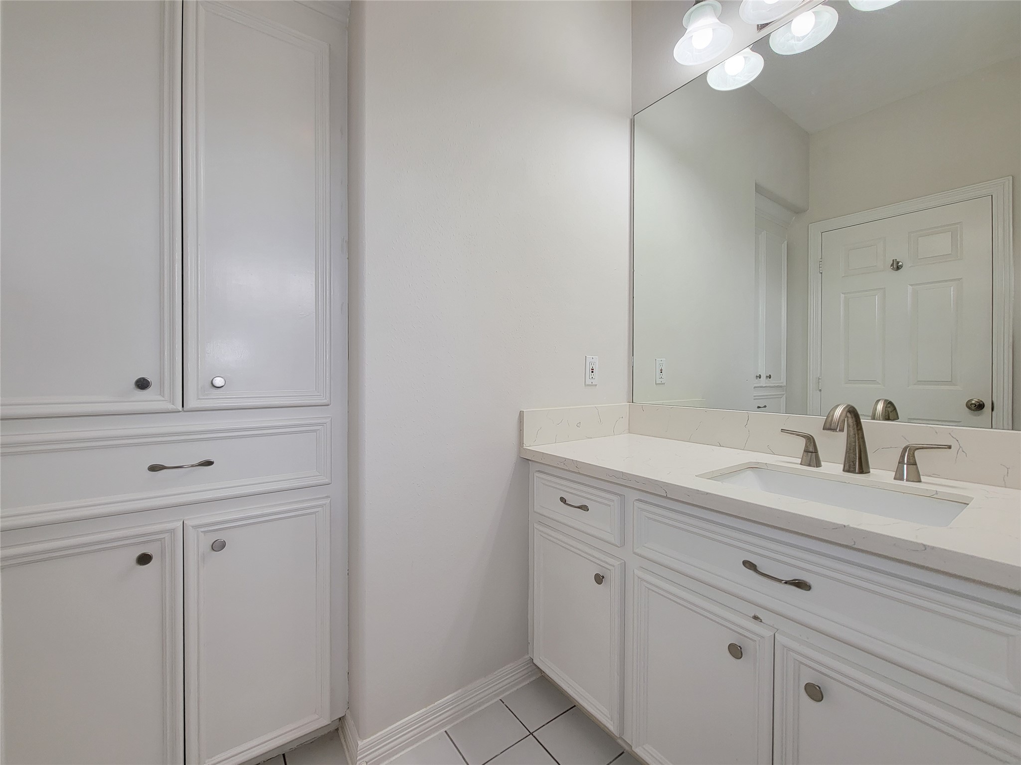 2004 Mcduffie Street, Houston, TX 77019
