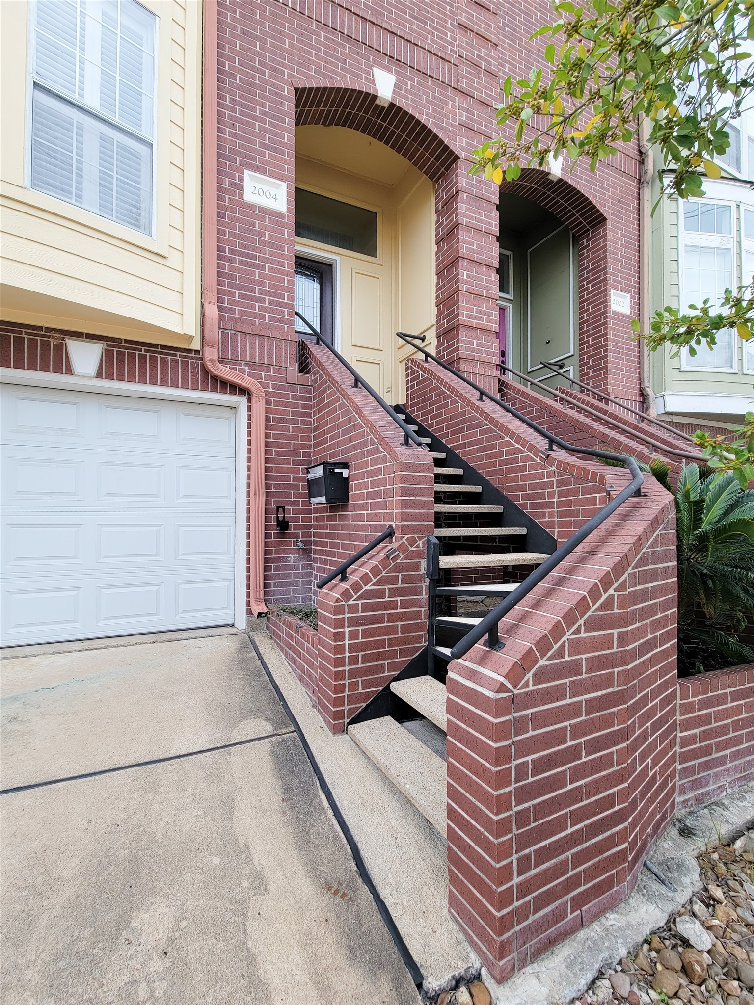 2004 Mcduffie Street, Houston, TX 77019