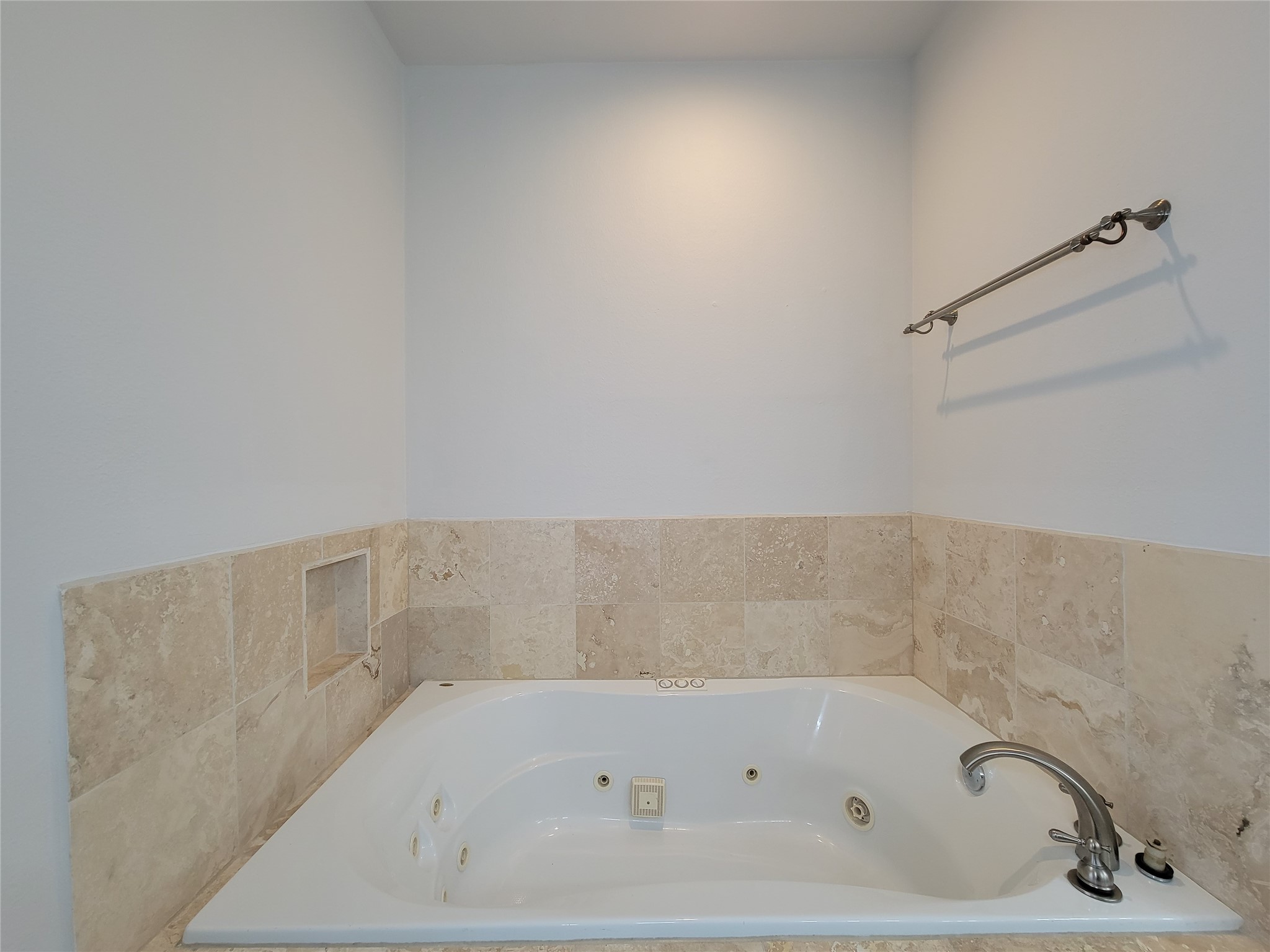 2004 Mcduffie Street, Houston, TX 77019