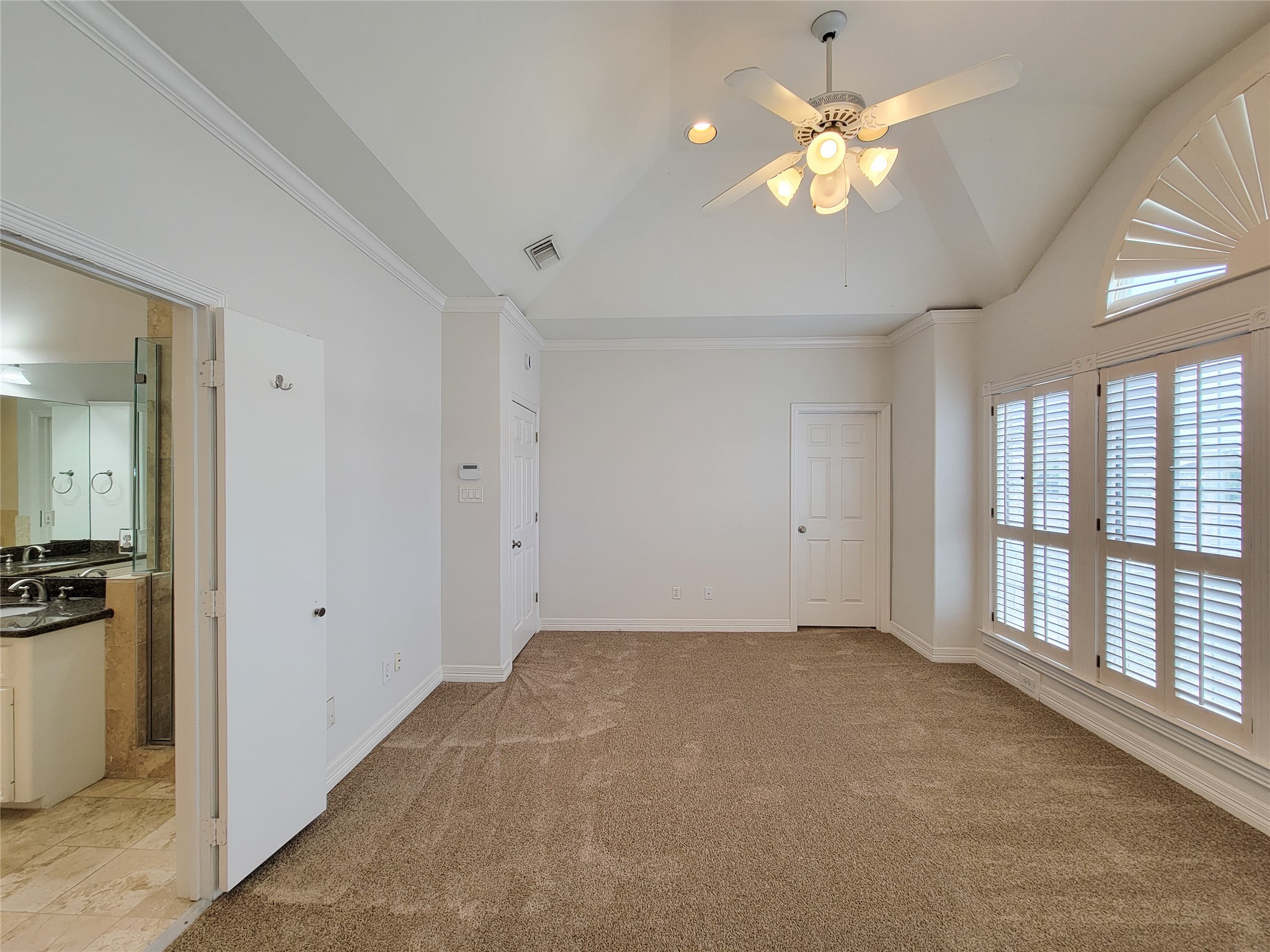 2004 Mcduffie Street, Houston, TX 77019