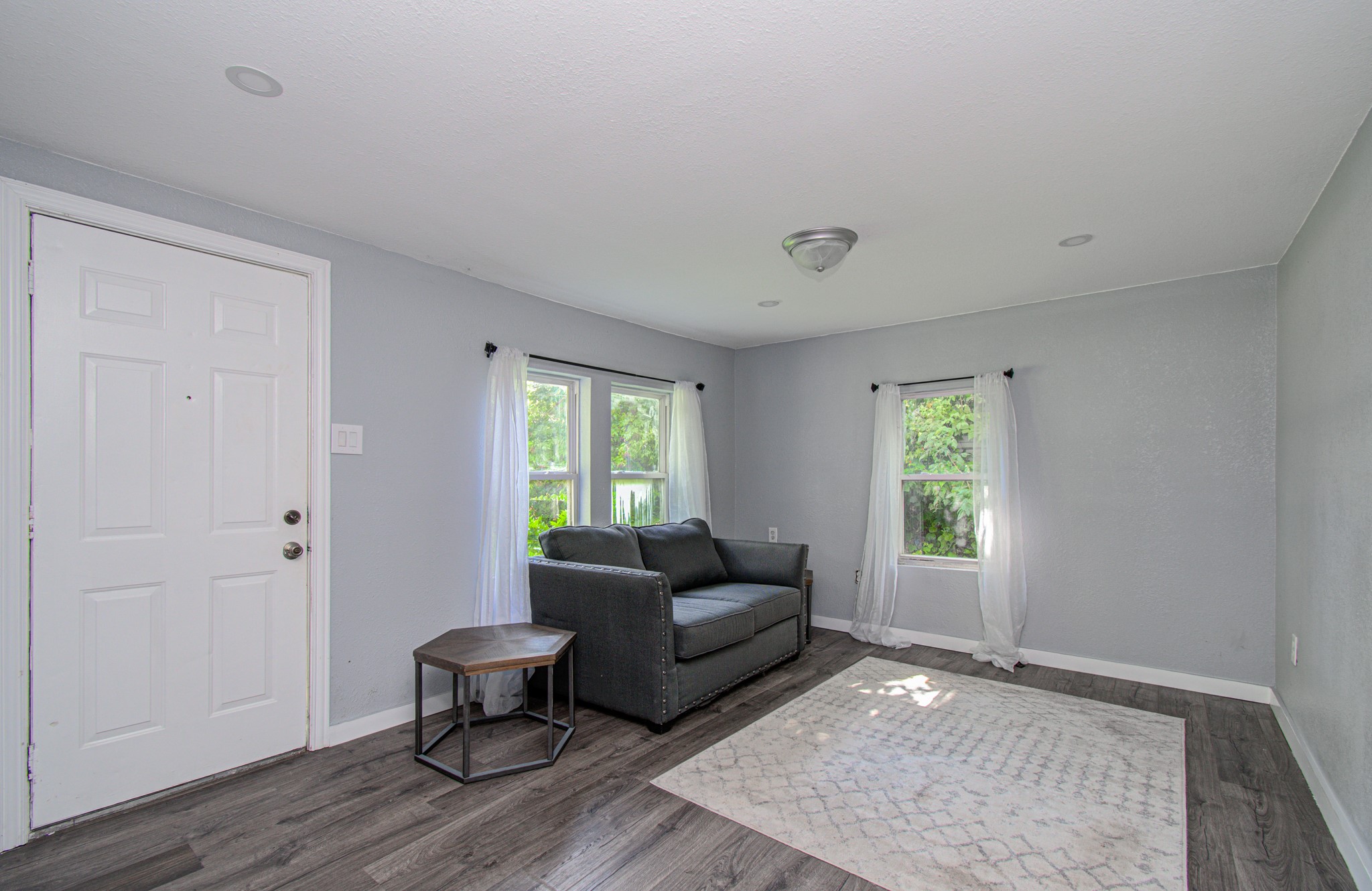 1016 Apache Street, Houston, TX 77022