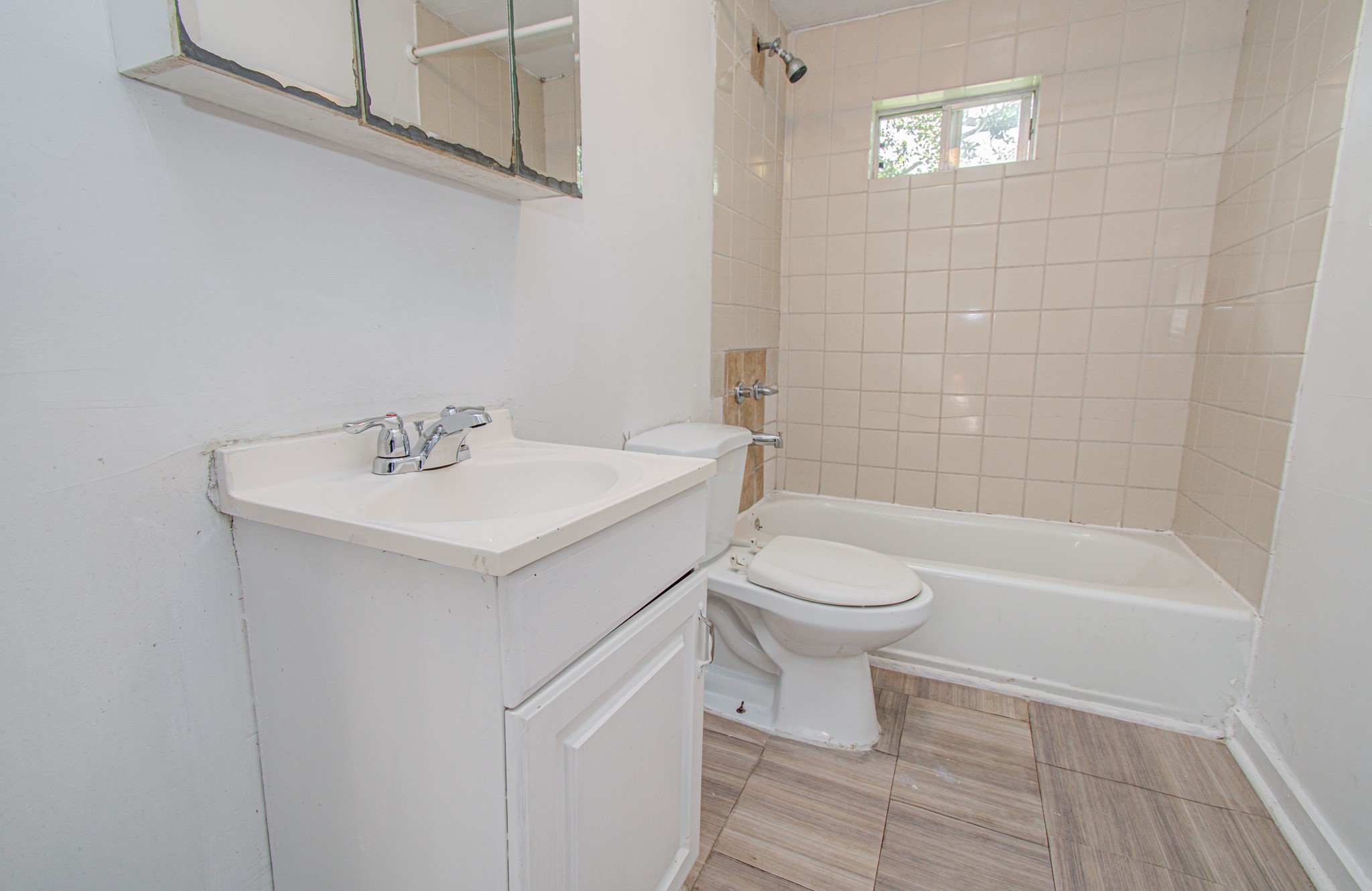 1016 Apache Street, Houston, TX 77022