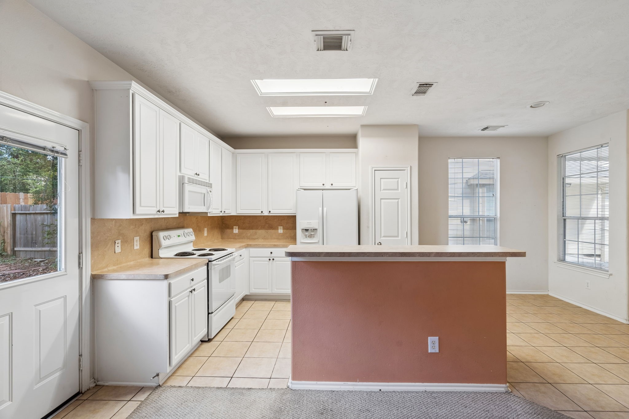 79 S Burberry Park Circle, The Woodlands, TX 77382
