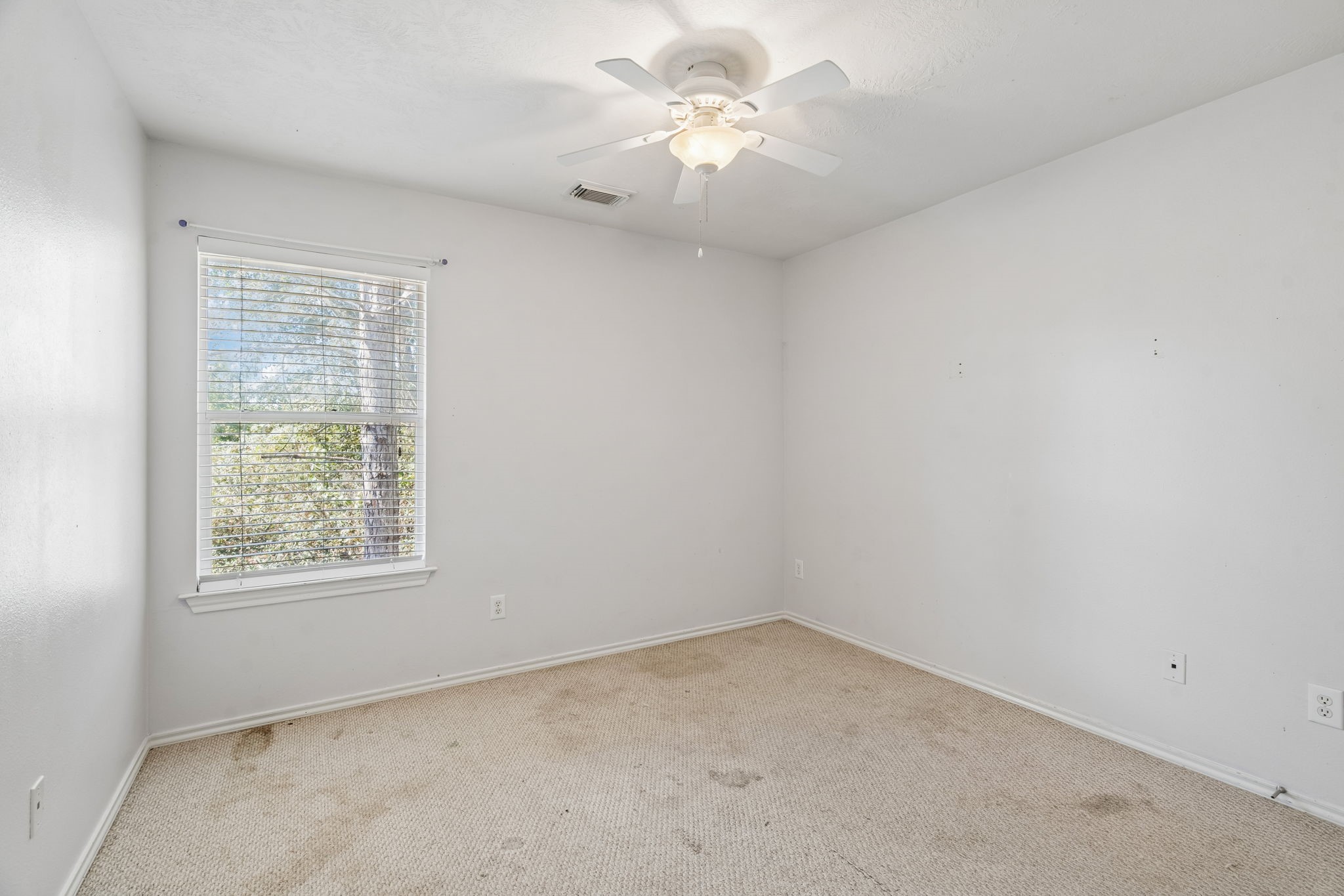 79 S Burberry Park Circle, The Woodlands, TX 77382