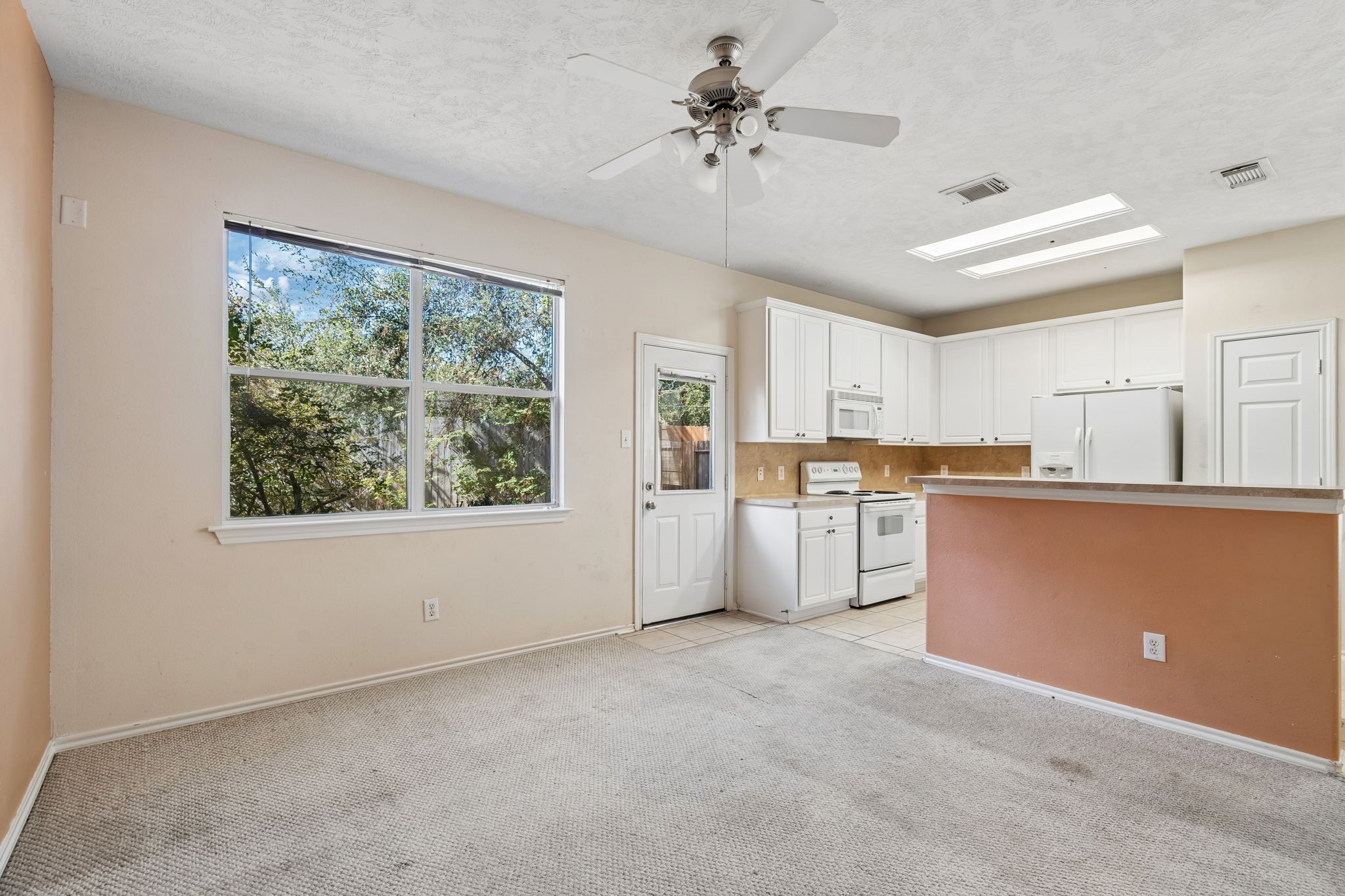 79 S Burberry Park Circle, The Woodlands, TX 77382