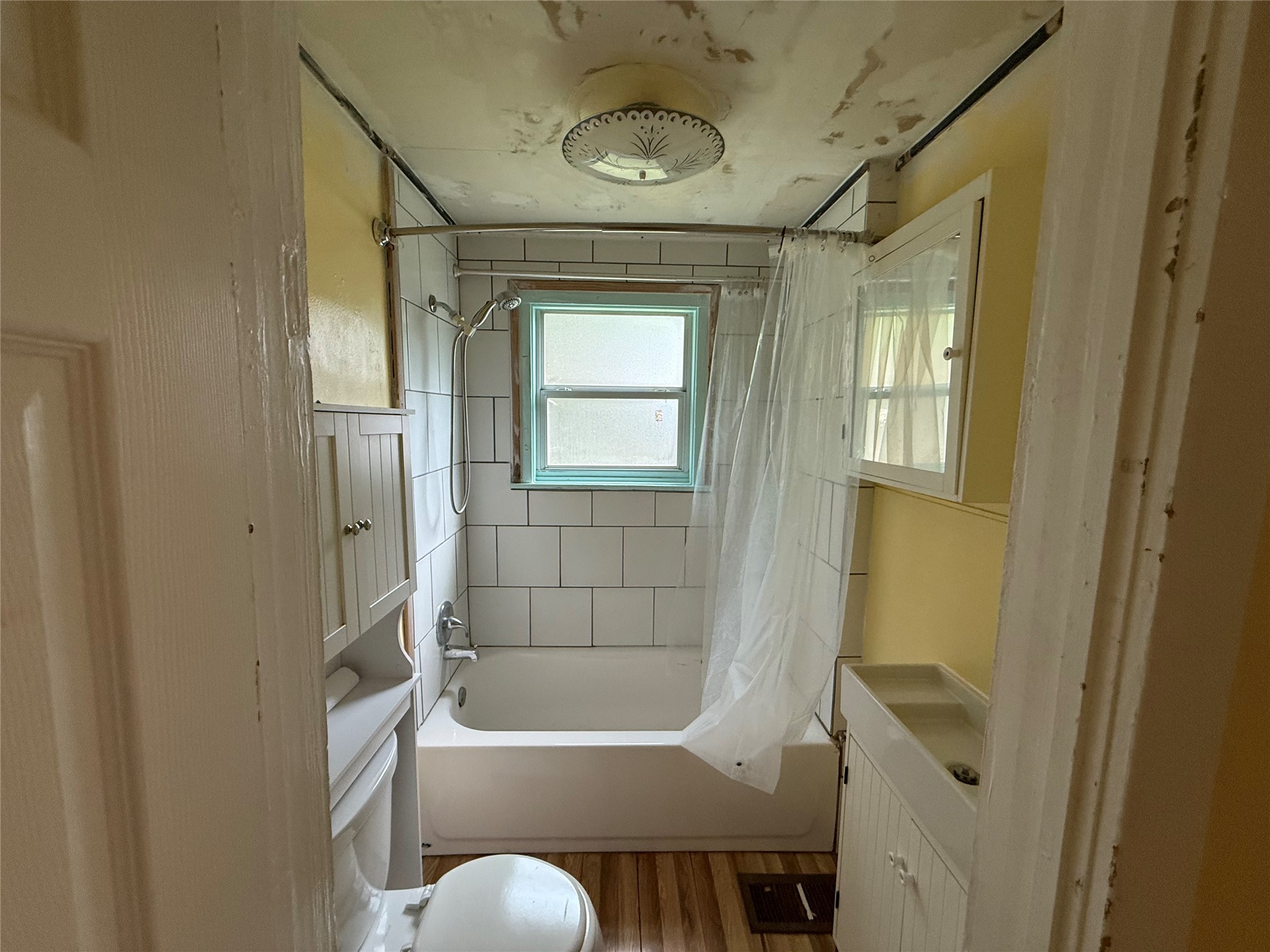 317 3rd Street, San Leon, TX 77539