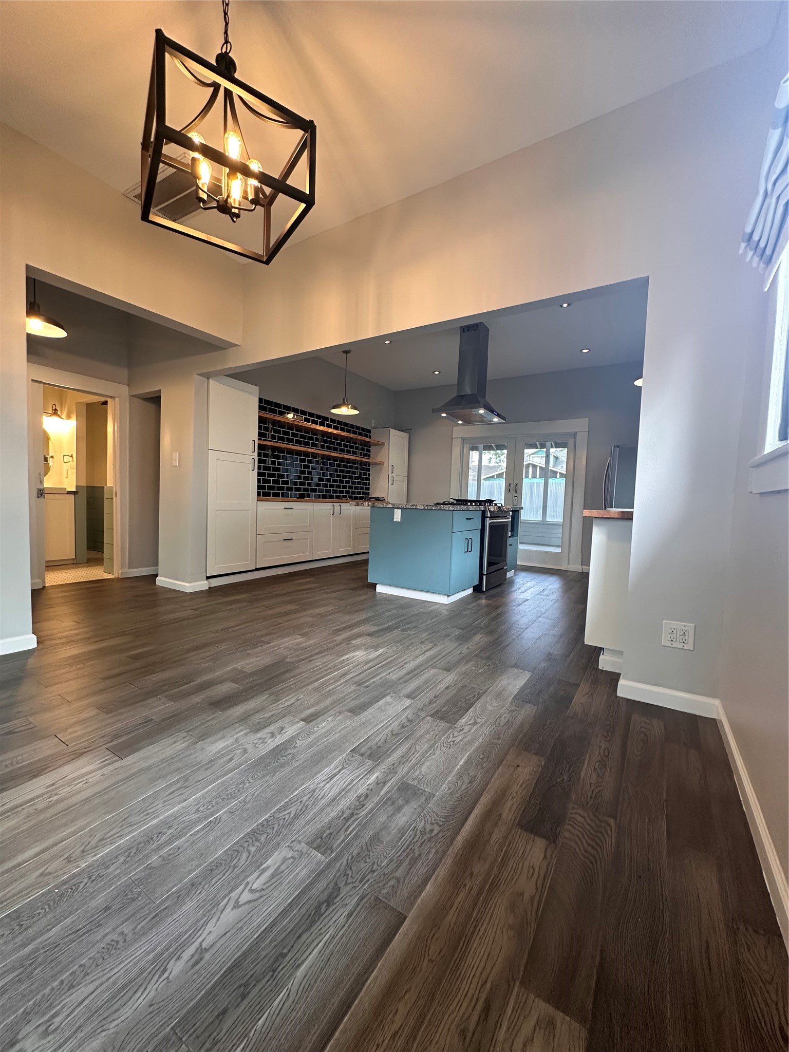 205 Vincent Street, Houston, TX 77009