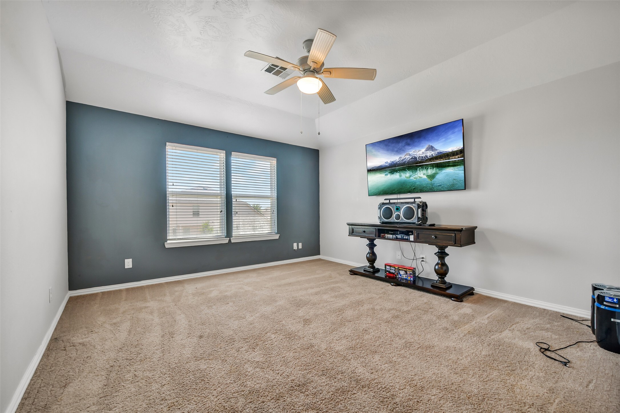 410 Havenstone Lane, La Marque, TX 77568