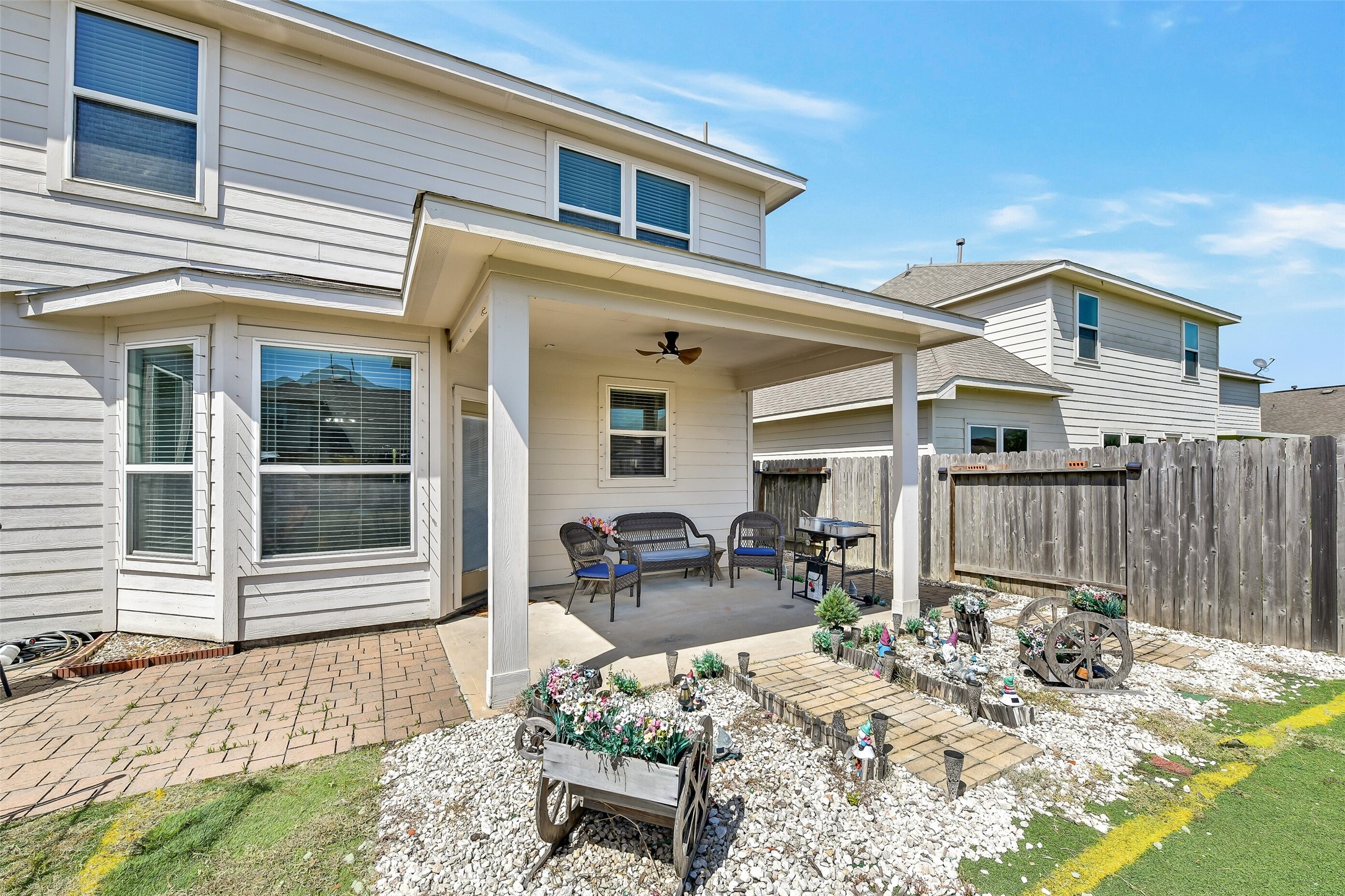 410 Havenstone Lane, La Marque, TX 77568