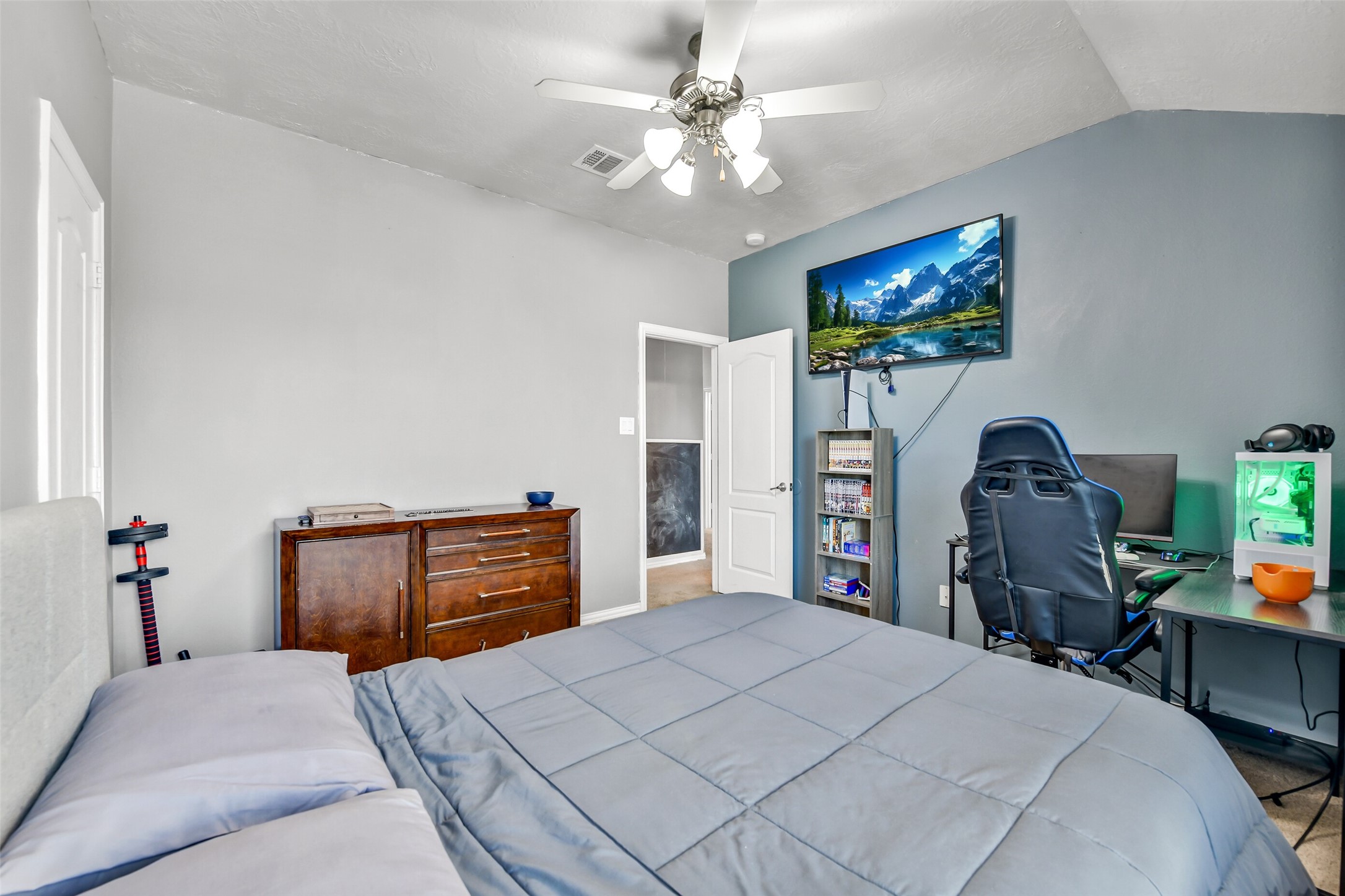 410 Havenstone Lane, La Marque, TX 77568