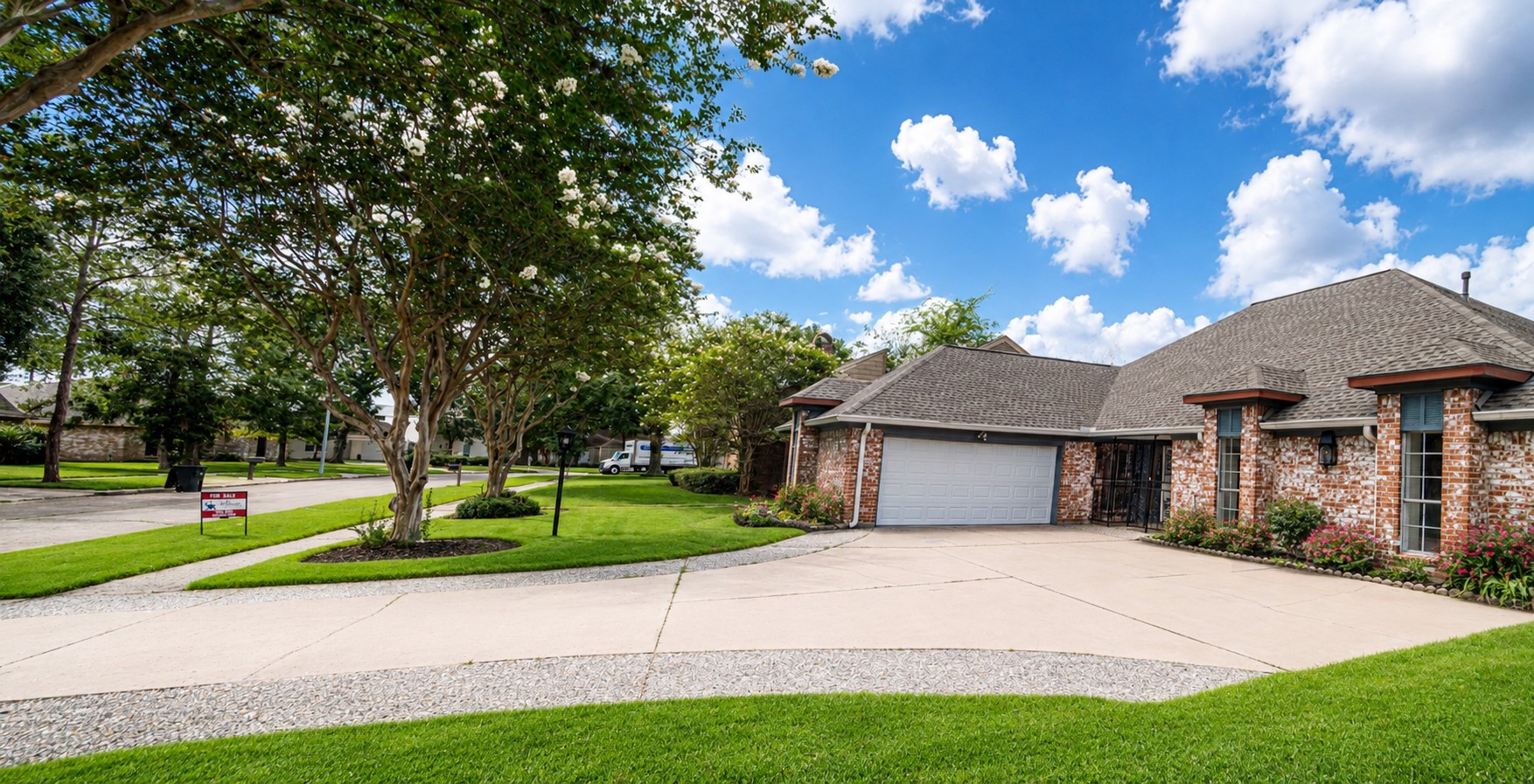 10710 Sandy Shoals Drive, Houston, TX 77071 10710 Sandy Shoals Drive, Houston, TX 77071