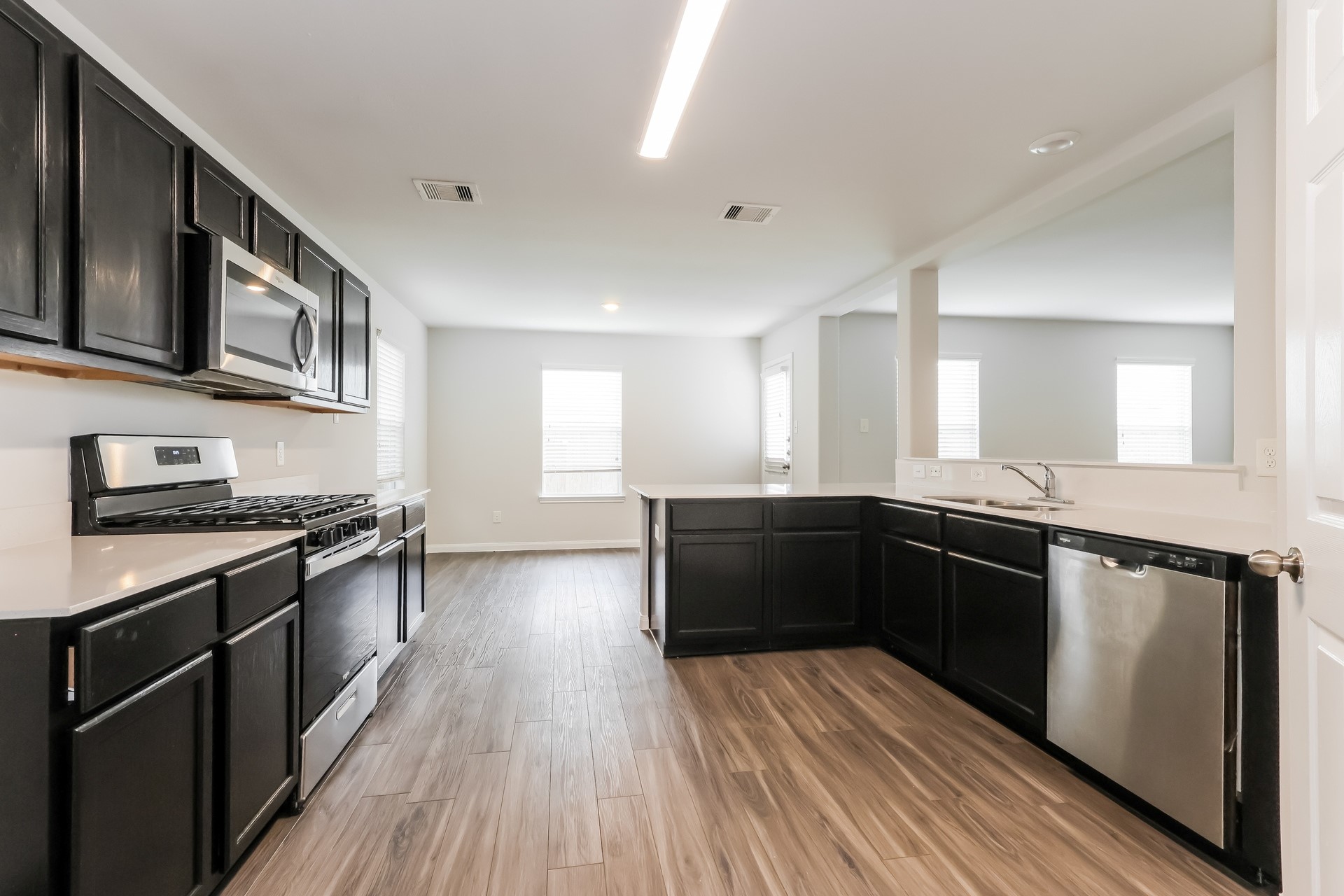 Photos may be representative of the floor plan and not the exact home. Finishes, layout, and features of the actual property for lease may vary. Photos may be representative of the floor plan and not the exact home. Finishes, layout, and features of the actual property for lease may vary.