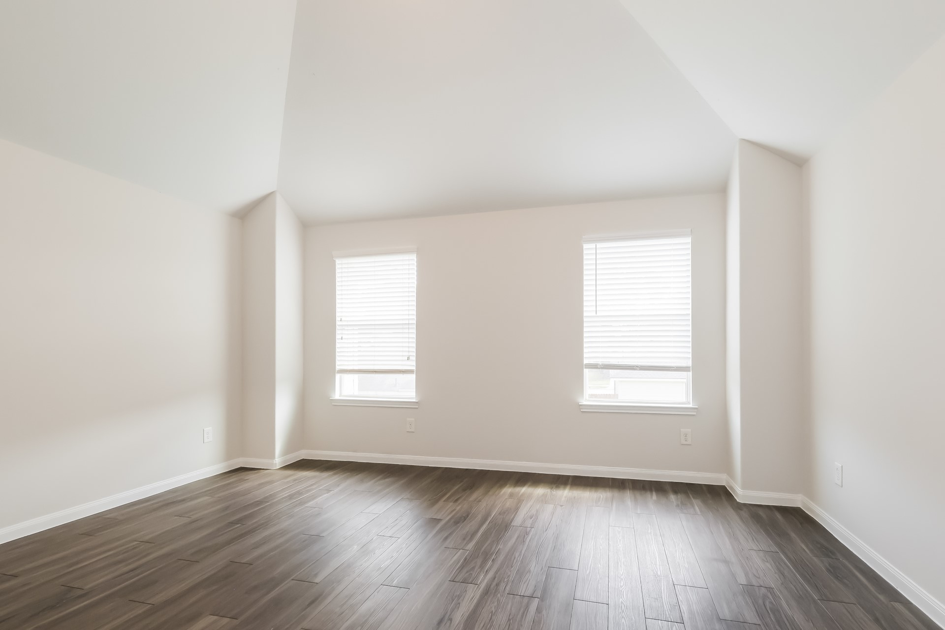 Photos may be representative of the floor plan and not the exact home. Finishes, layout, and features of the actual property for lease may vary. Photos may be representative of the floor plan and not the exact home. Finishes, layout, and features of the actual property for lease may vary.