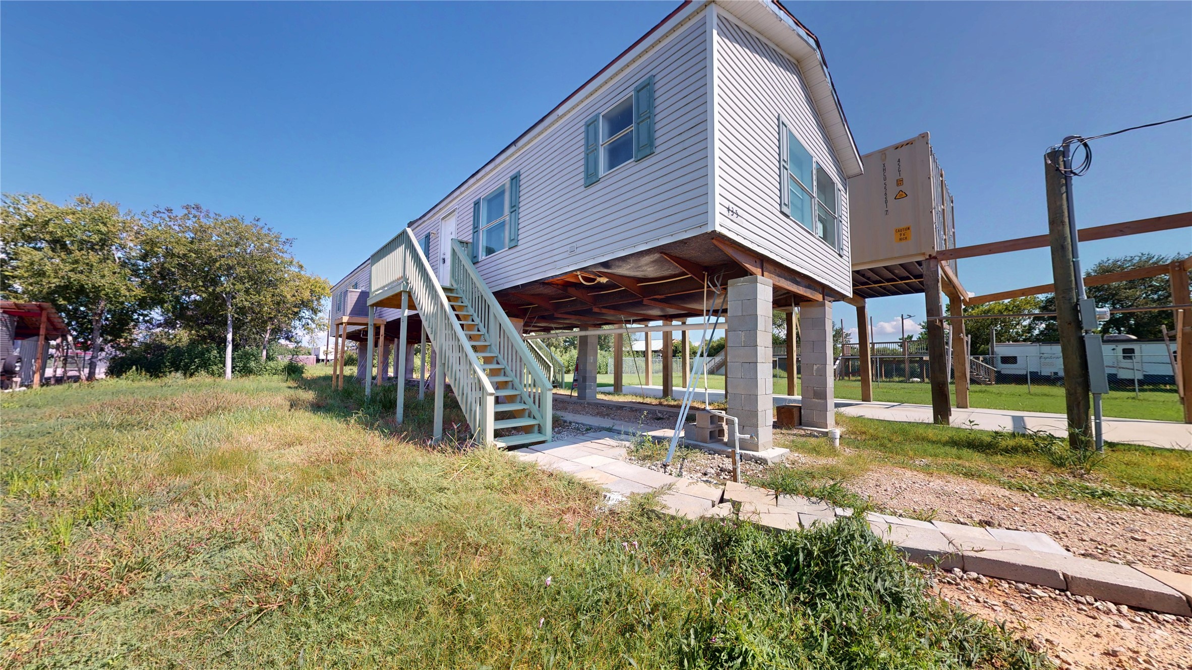 435 16th Street, San Leon, TX 77539