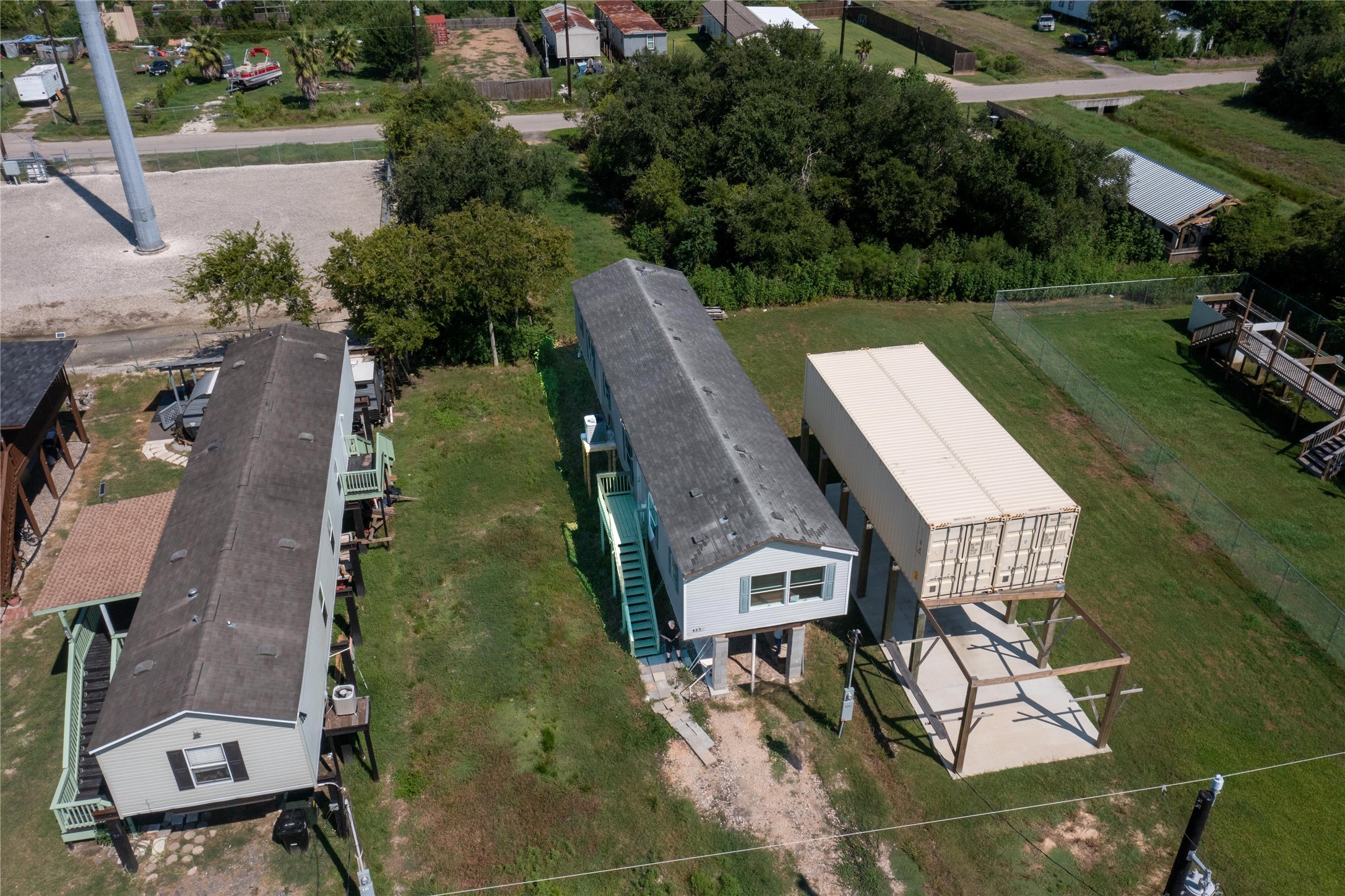 435 16th Street, San Leon, TX 77539