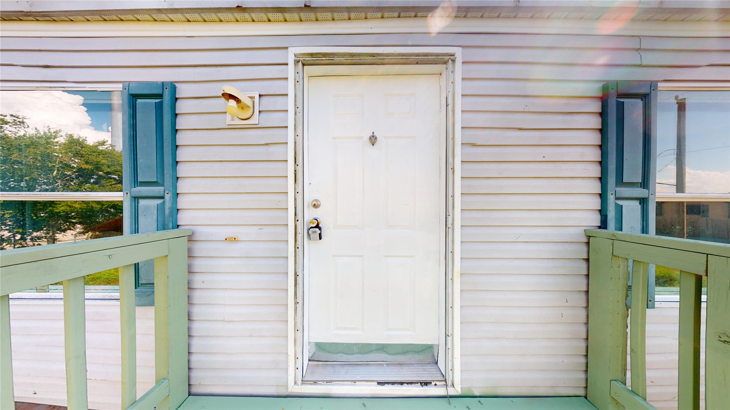 435 16th Street, San Leon, TX 77539