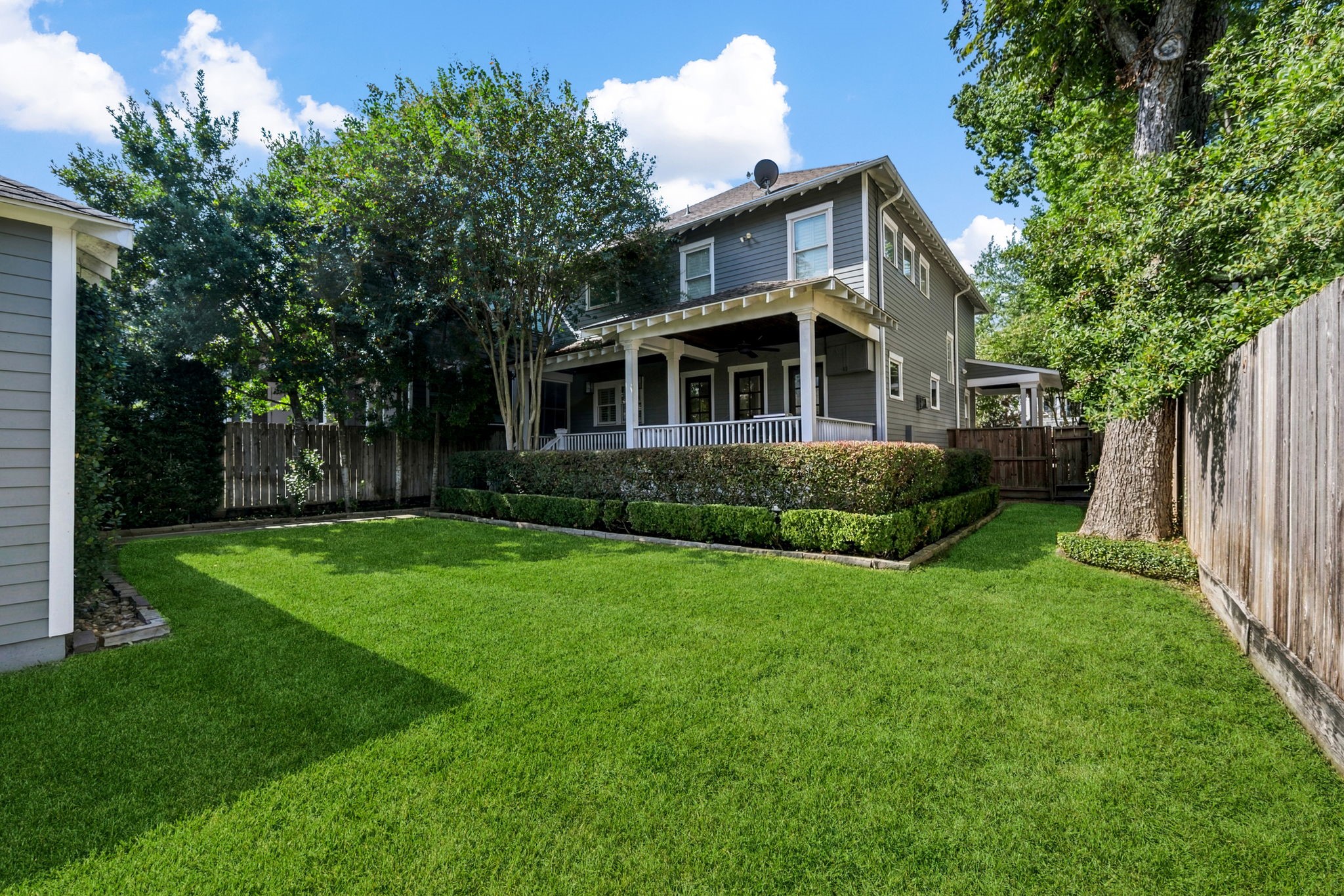 816 Ashland Street, Houston, TX 77007