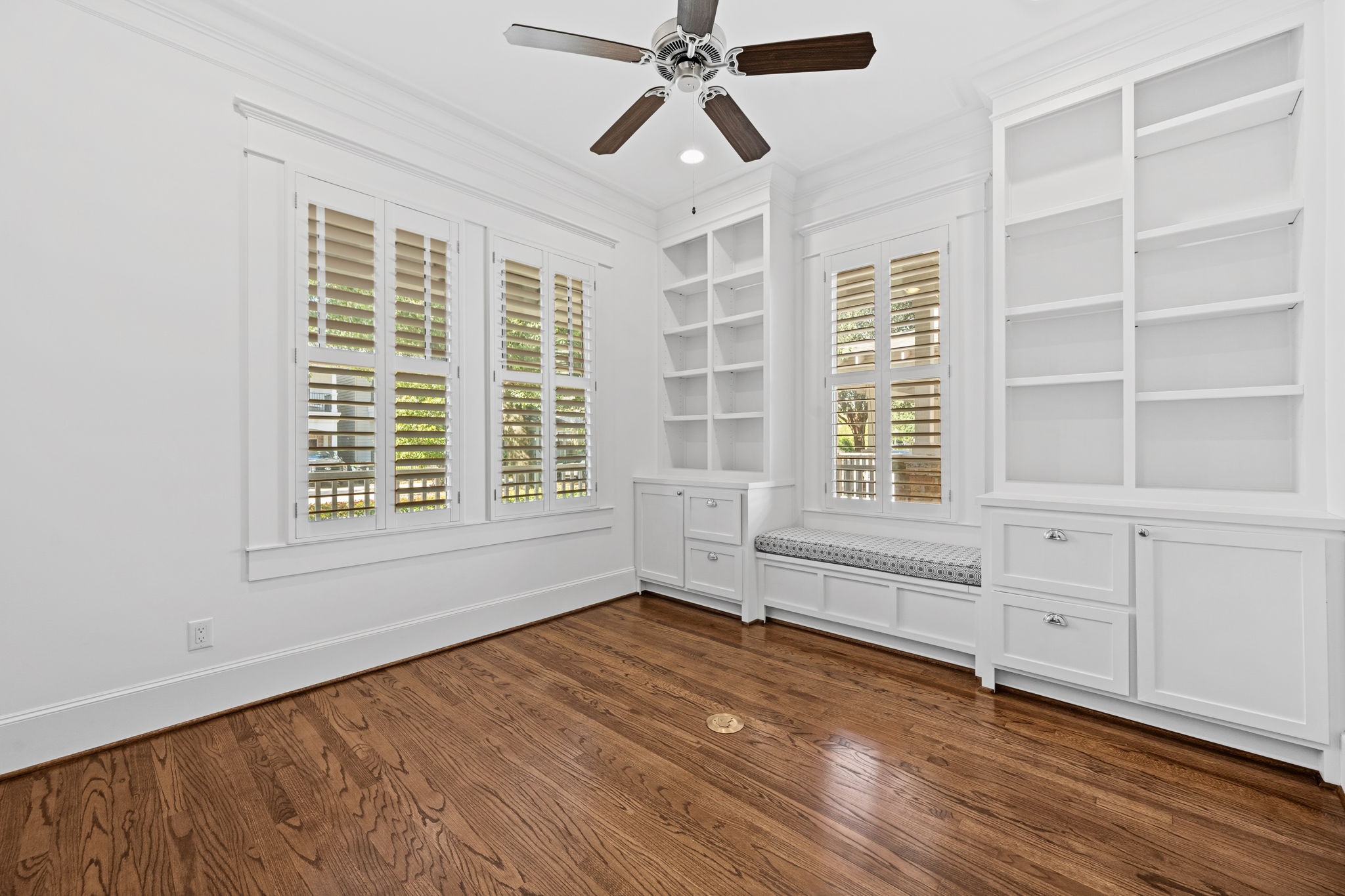 816 Ashland Street, Houston, TX 77007