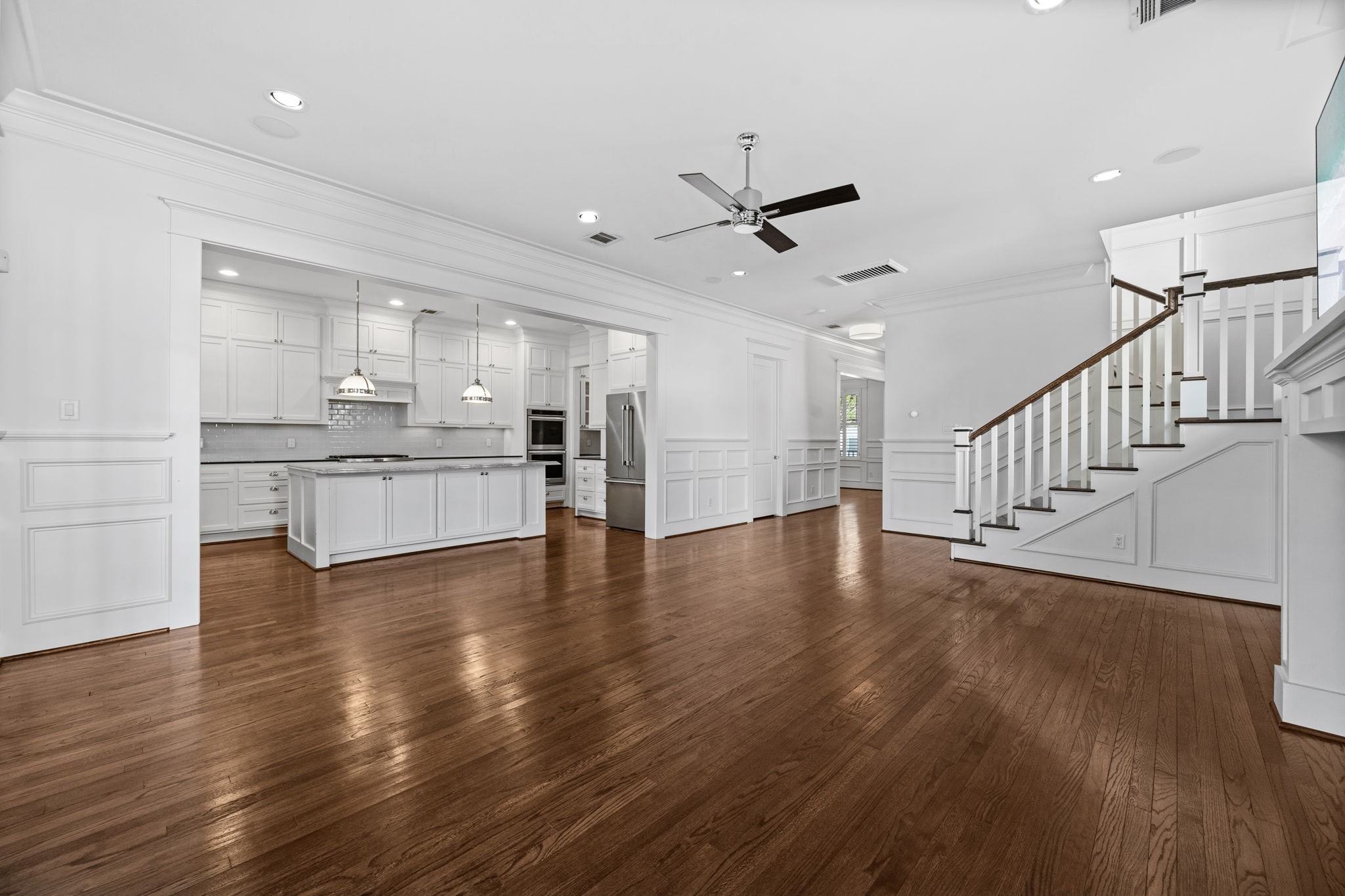 816 Ashland Street, Houston, TX 77007