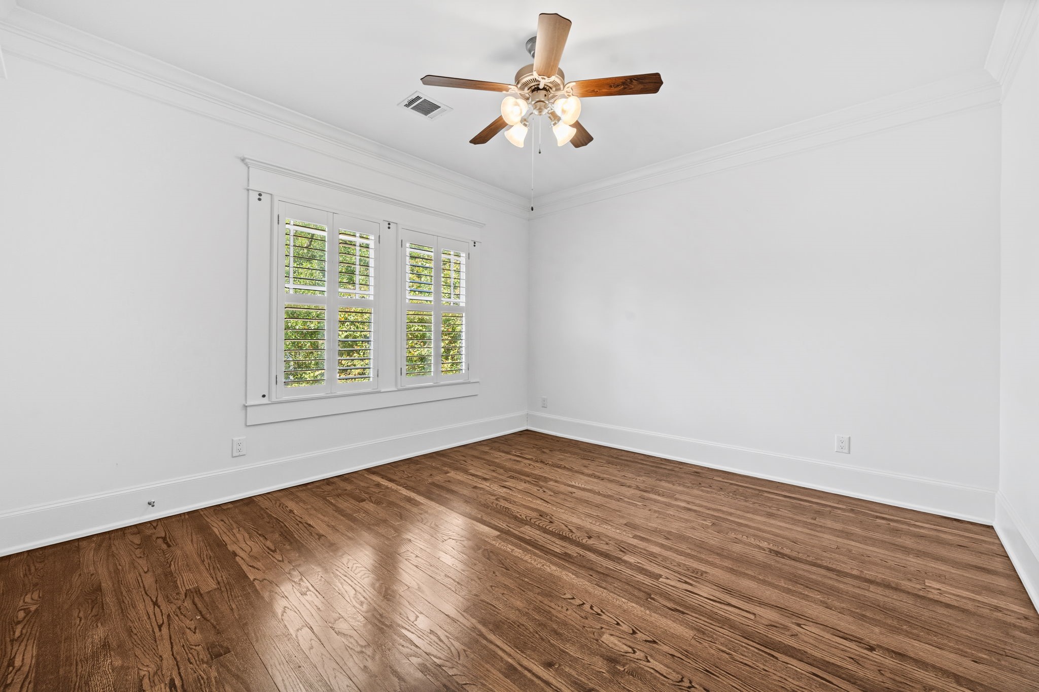 816 Ashland Street, Houston, TX 77007