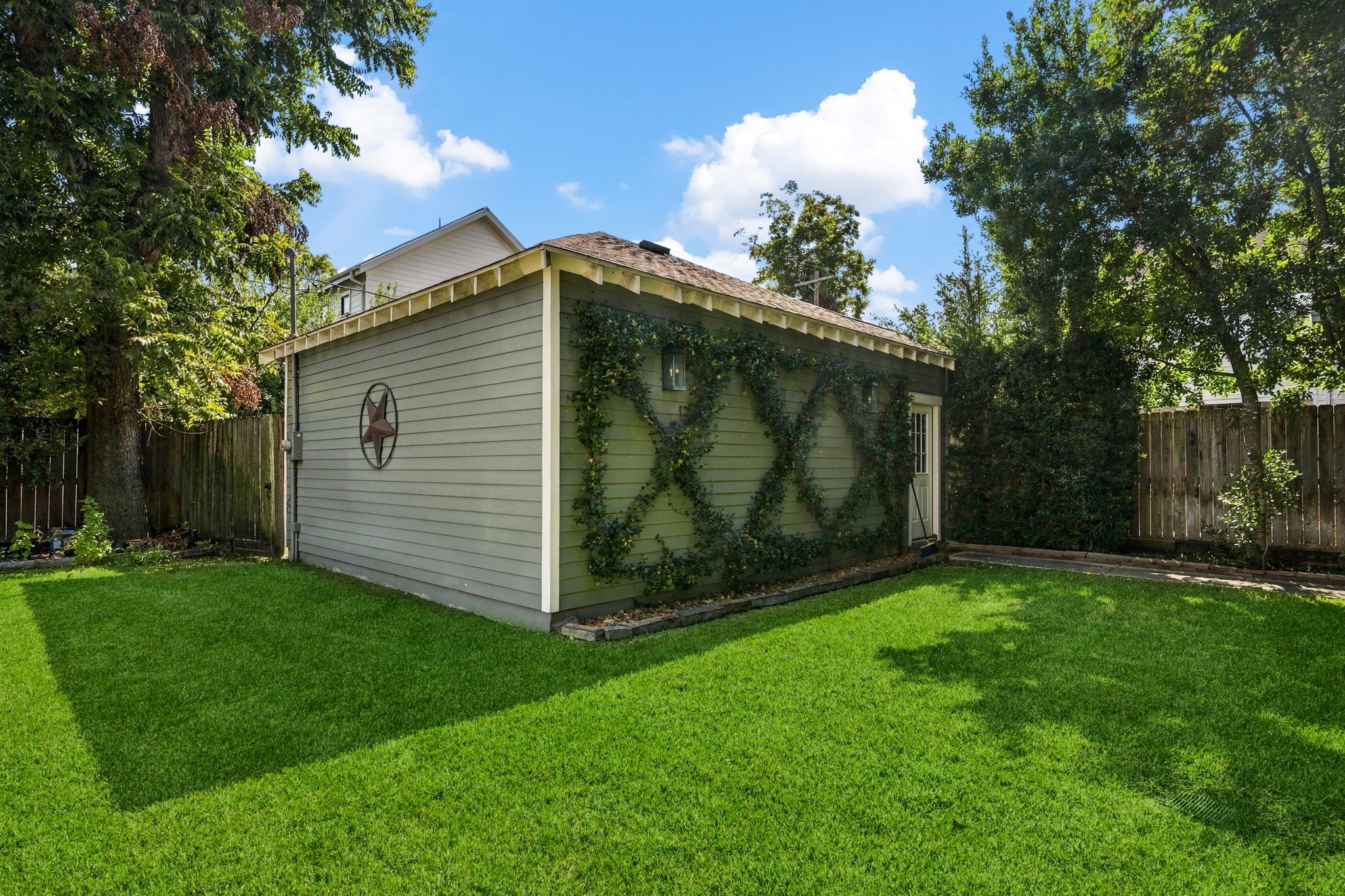816 Ashland Street, Houston, TX 77007