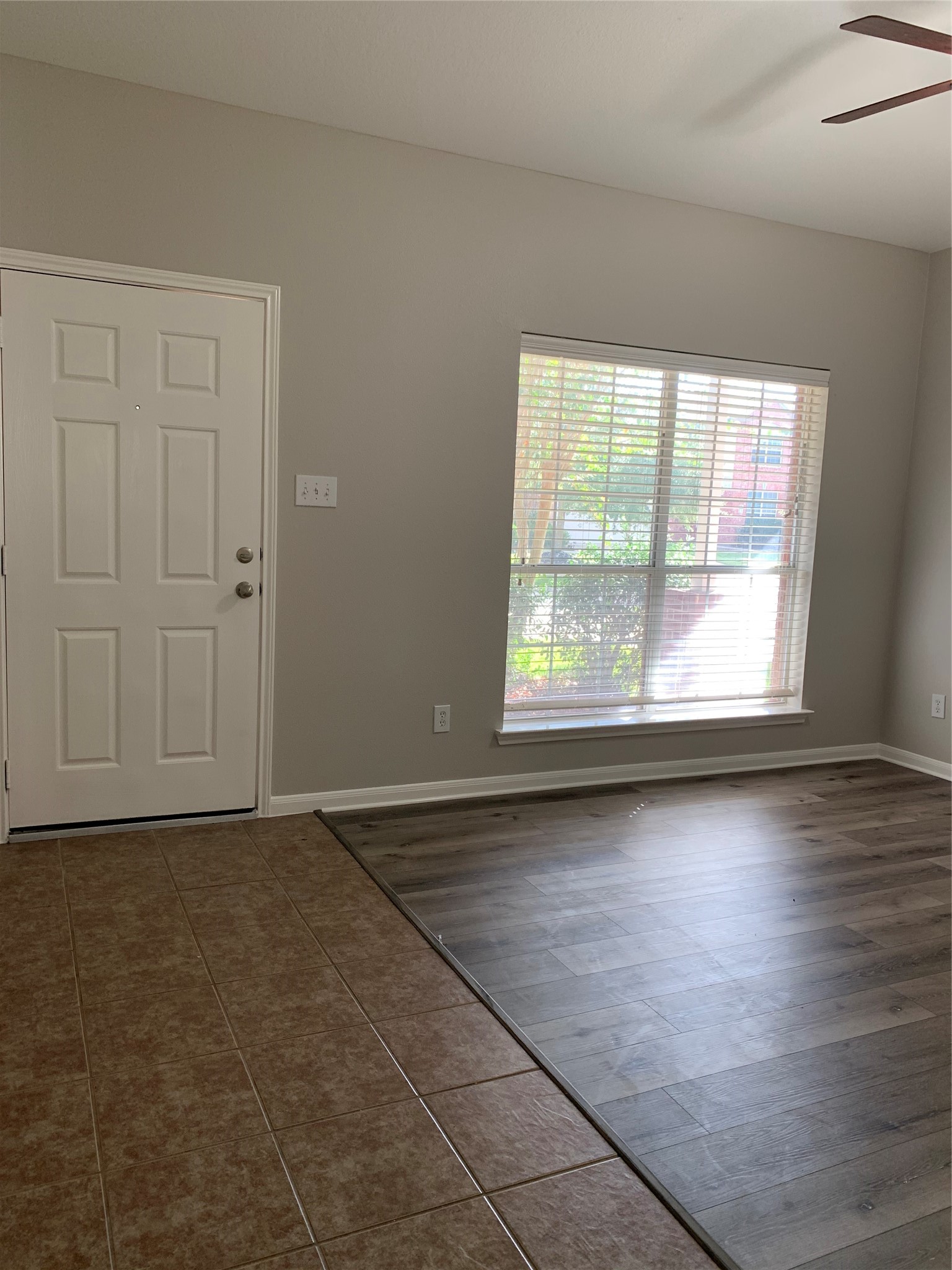 front door/ extra room