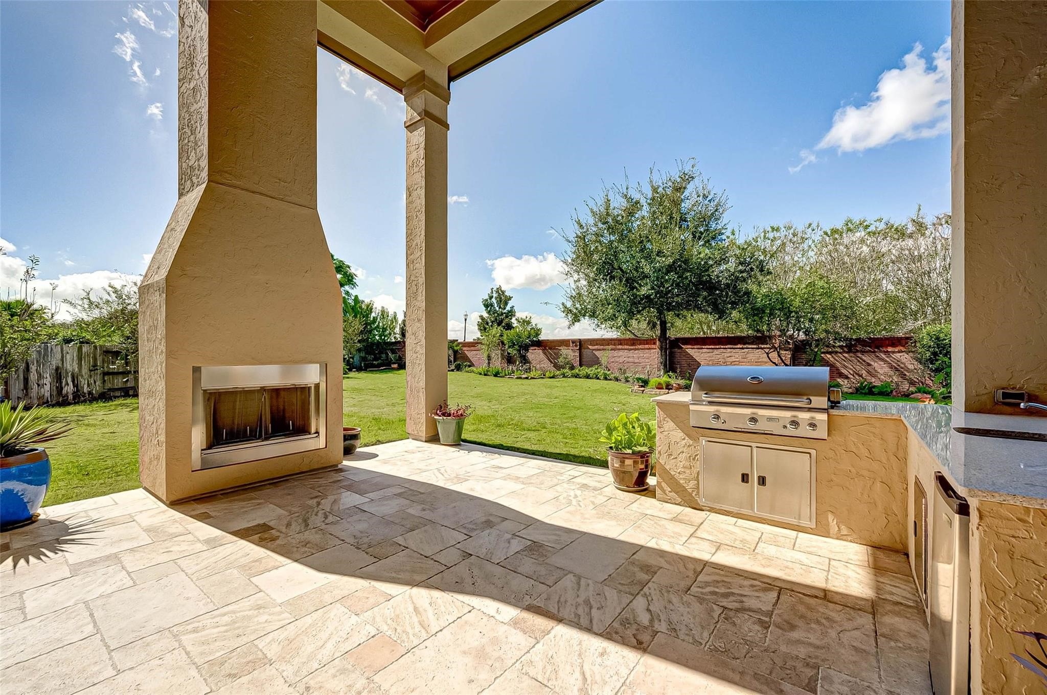 2914 Cotswold Lane, Sugar Land, TX 77479