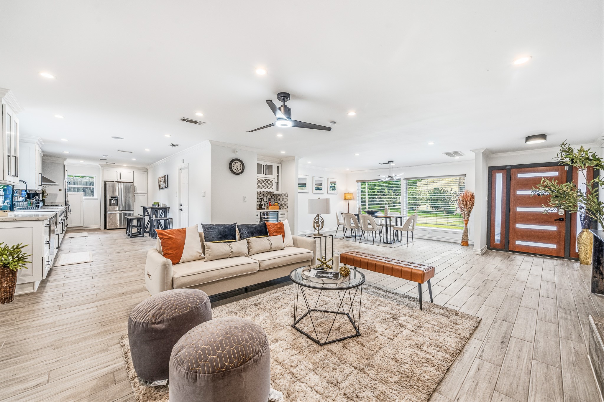 9022 Quebec Dr, Houston, TX 77096