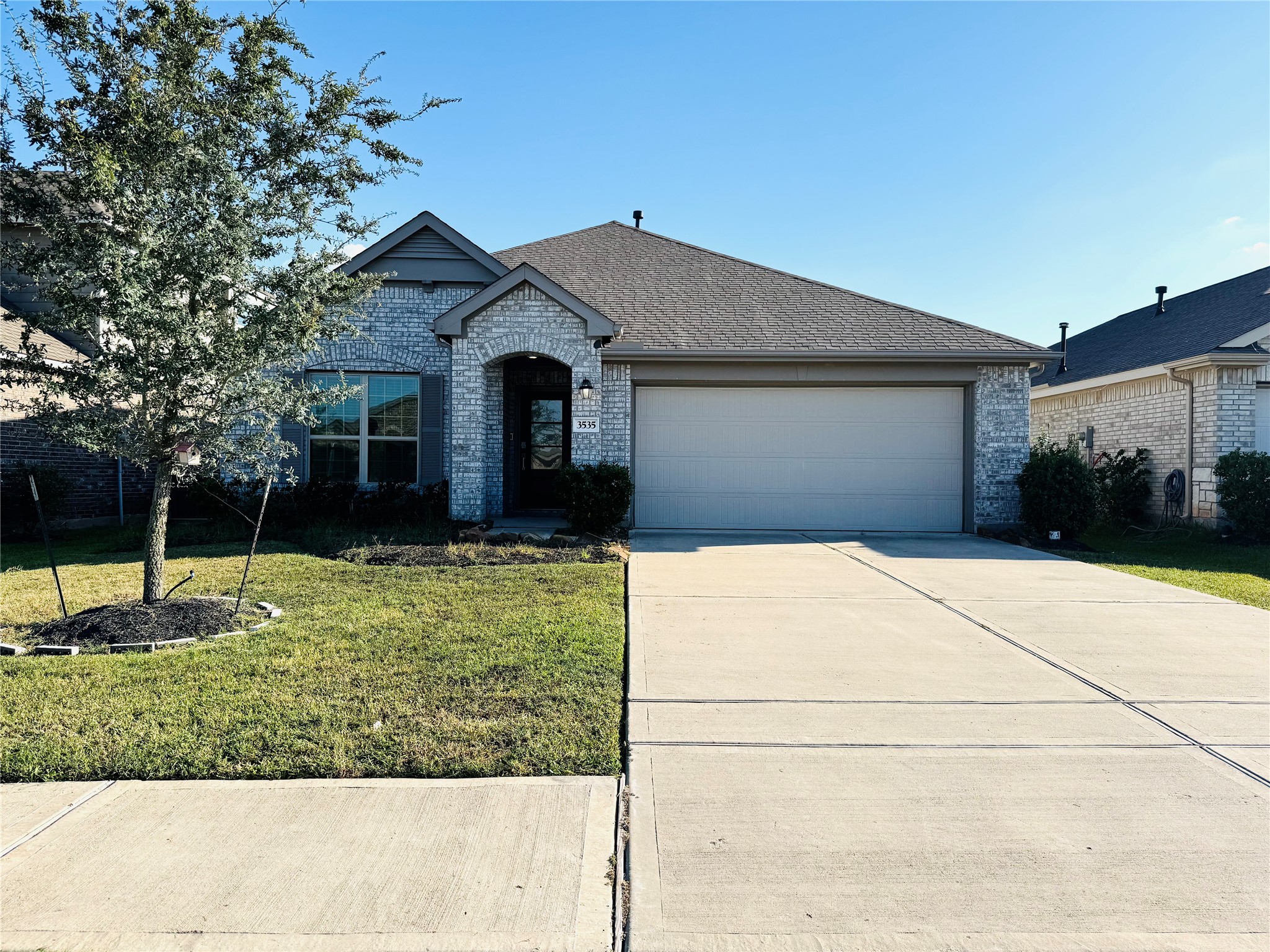 Beautiful one story home with 4 bedrooms and 2 full baths Beautiful one story home with 4 bedrooms and 2 full baths