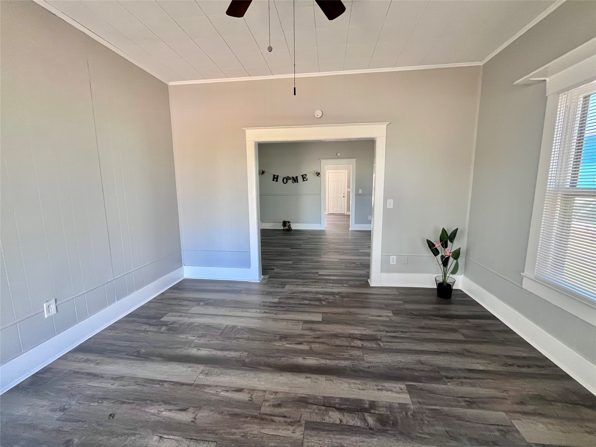 Front room/living area